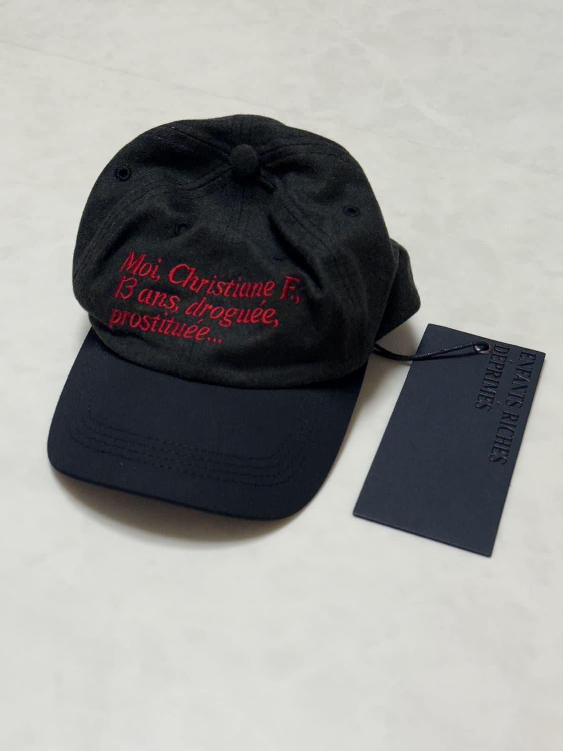 앙팡 리쉬 데프리메 레터링 캡 차콜 상품이미지1