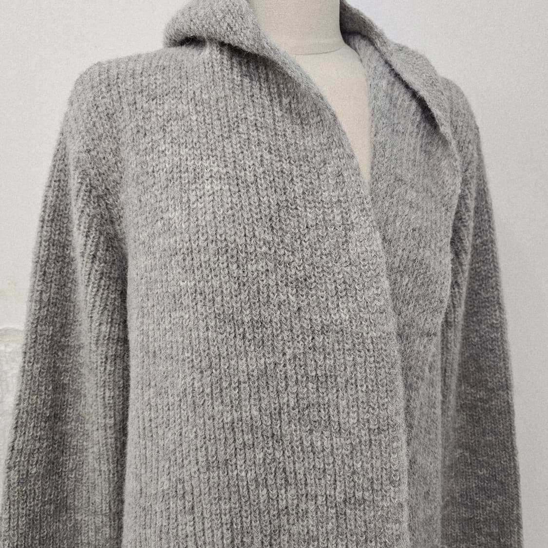 페루산 고급 알파카 후드 니트 그레이 가디건 상품이미지4