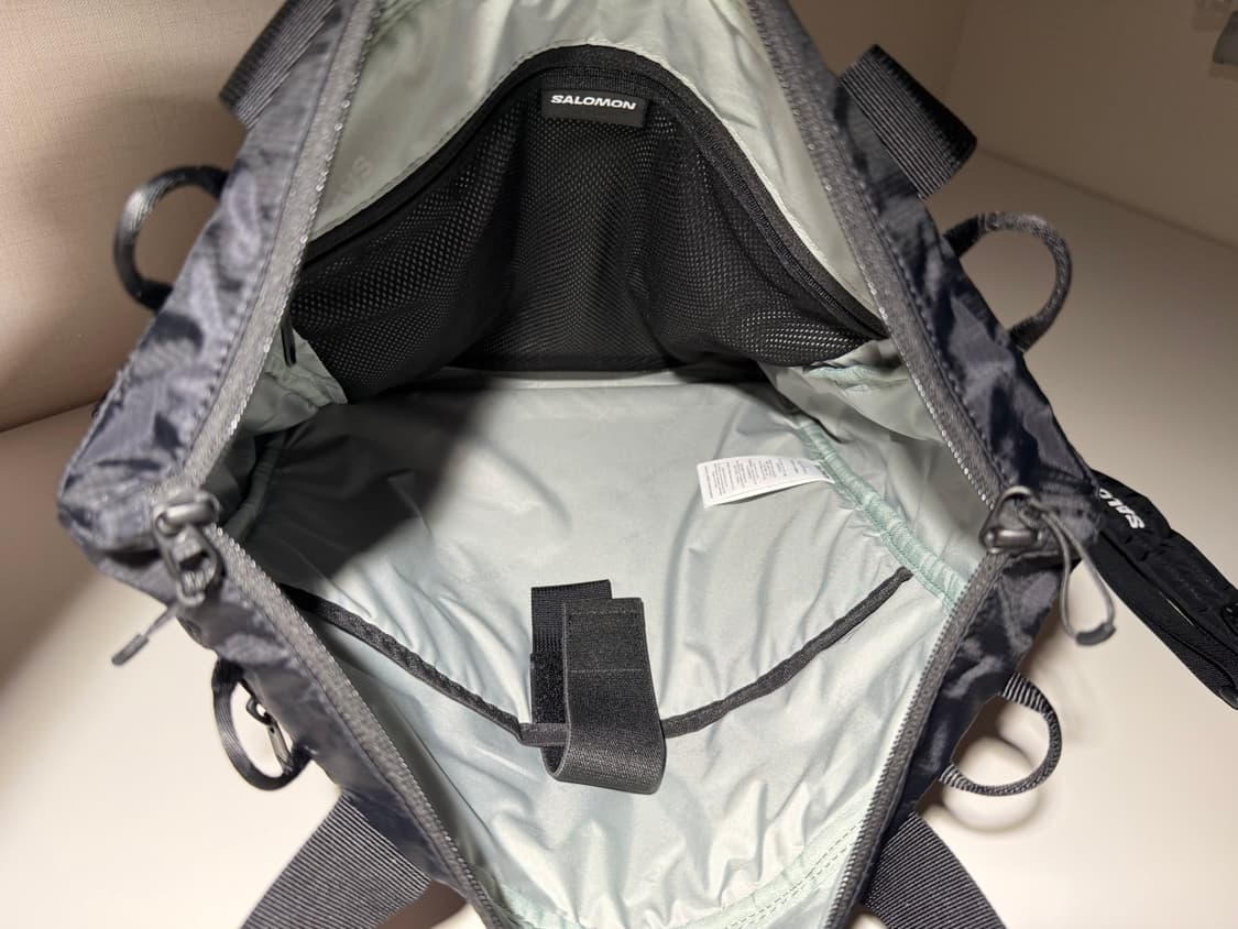 살로몬 울티모 15L 크로스 블랙 상품이미지3