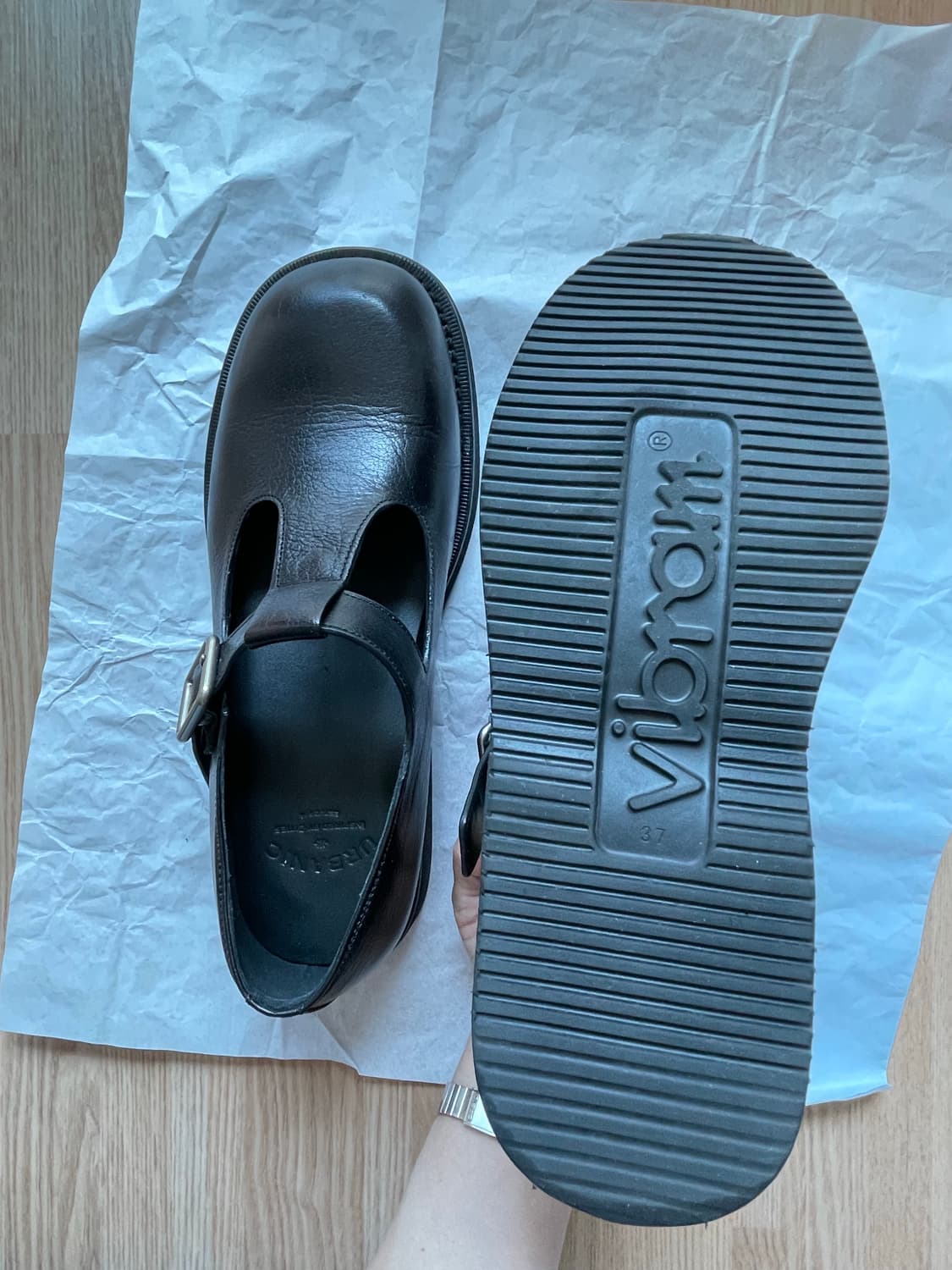 얼바닉30 urbanic30 티스트랩 비브람 로퍼 t-strap 상품이미지6