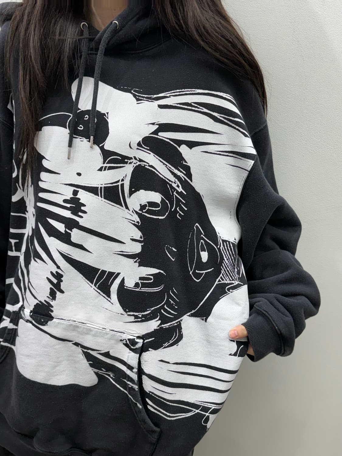 준 이나가와 아니메 아트워크 후드티 상품이미지2