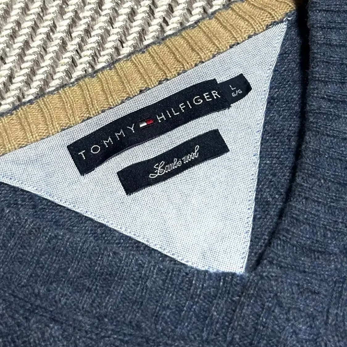 [L] Tommy 타미힐피거 램스울 브이넥 니트 상품이미지4