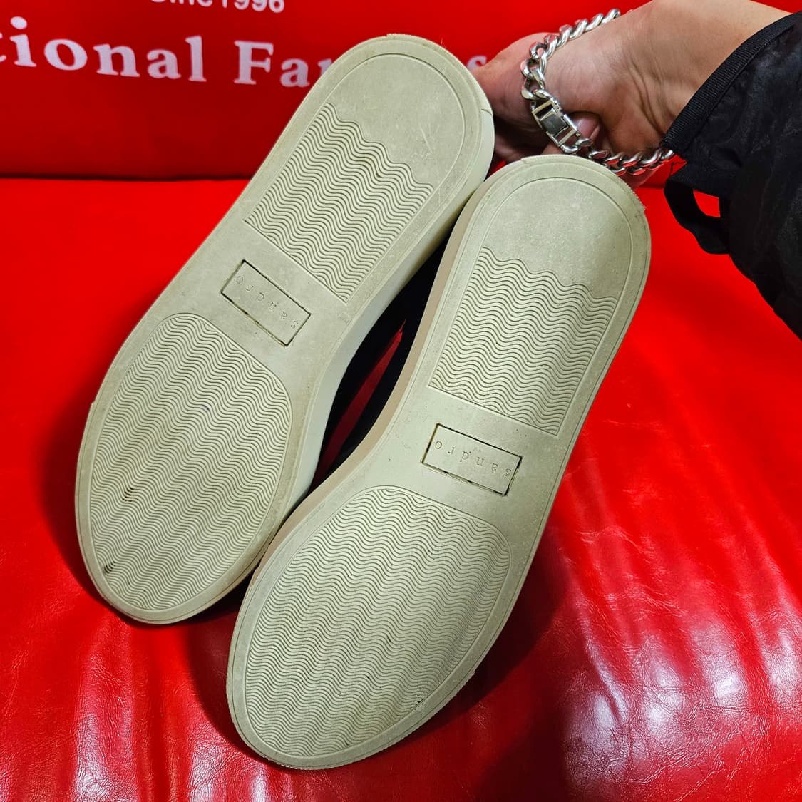 산드로(SANDRO) 유광 가죽 스니커즈 42size 상품이미지4