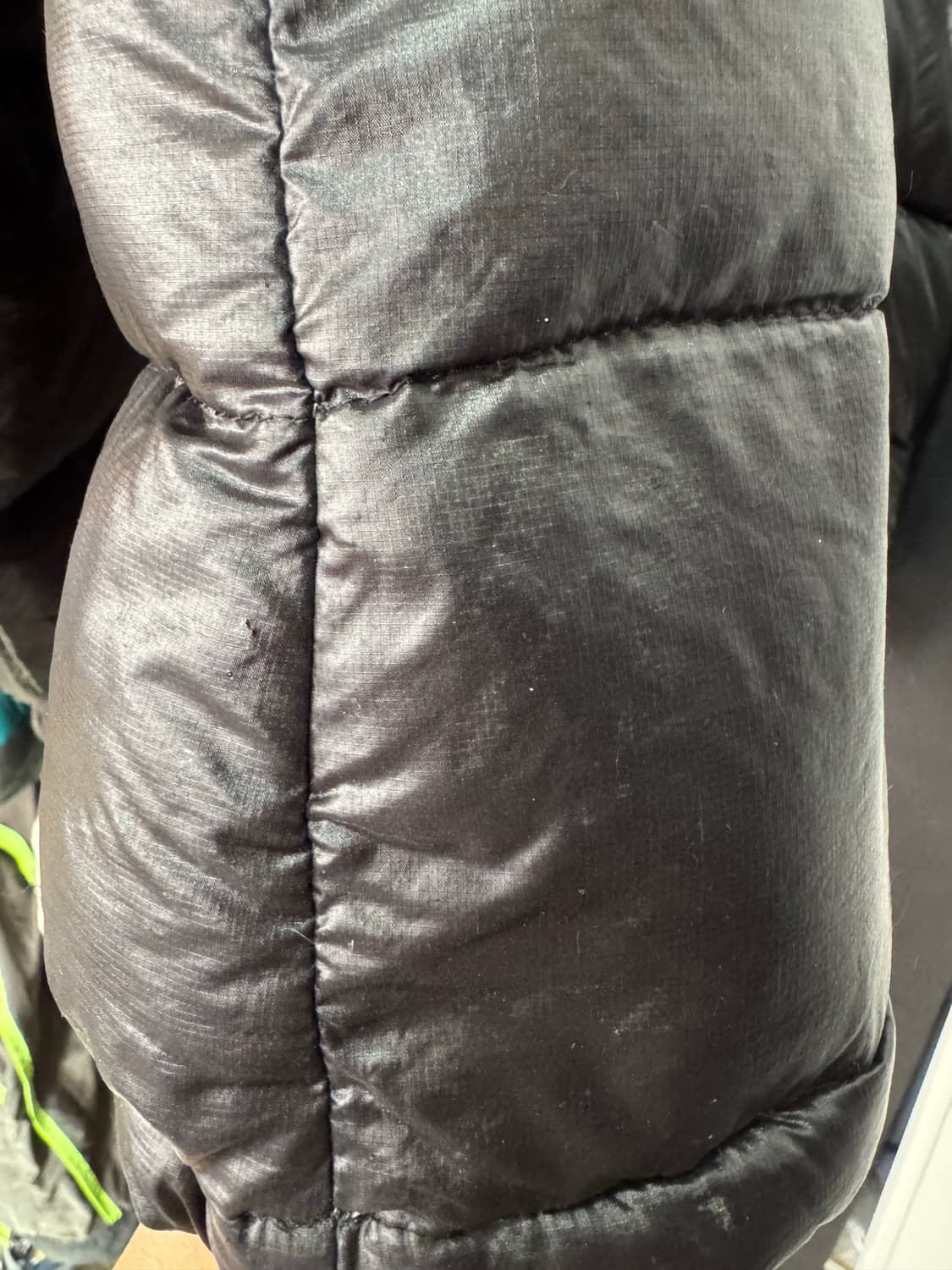 노스페이스 패딩 블랙 상품이미지9