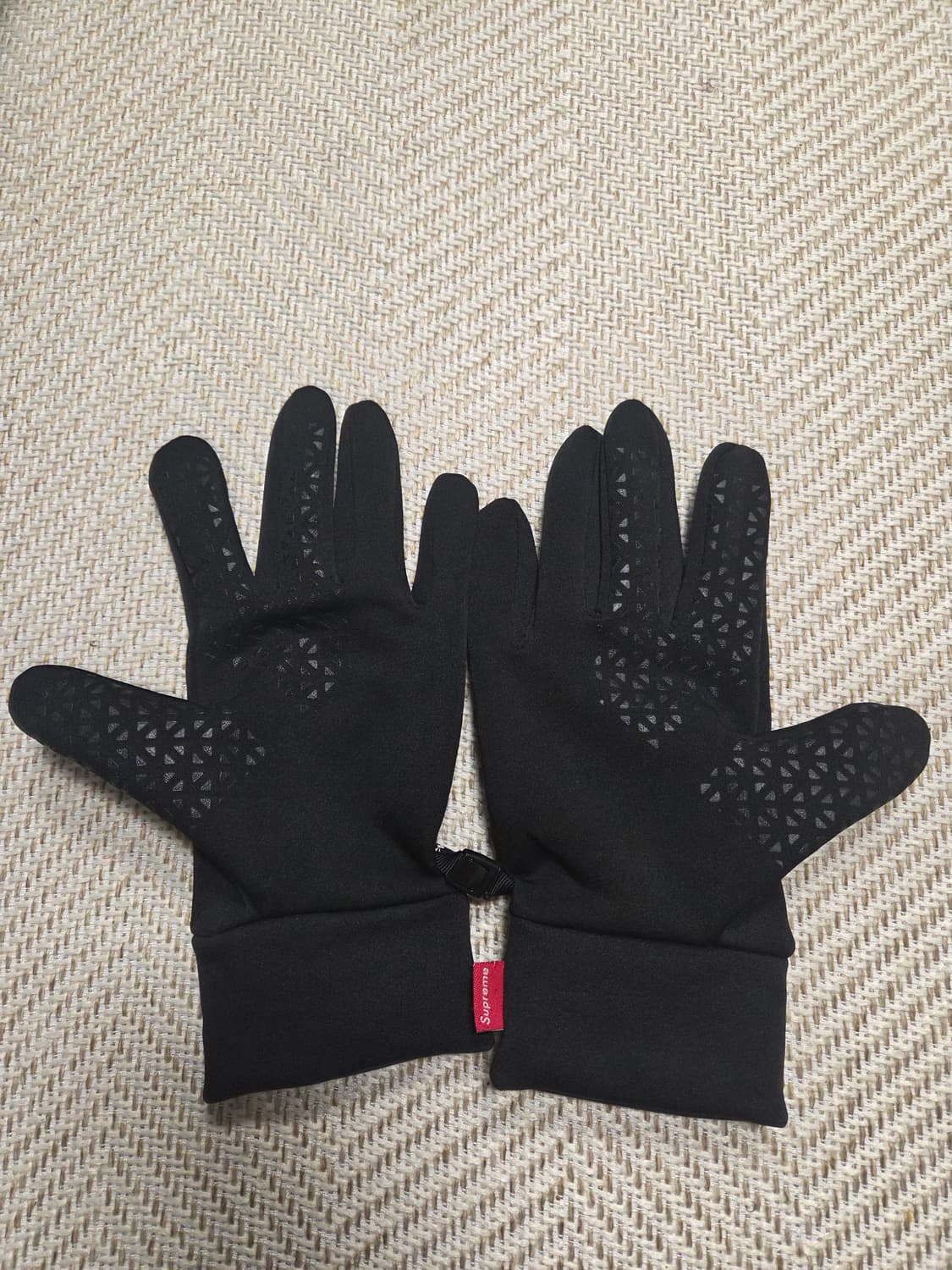 슈프림 X 노스페이스 장갑 상품이미지2