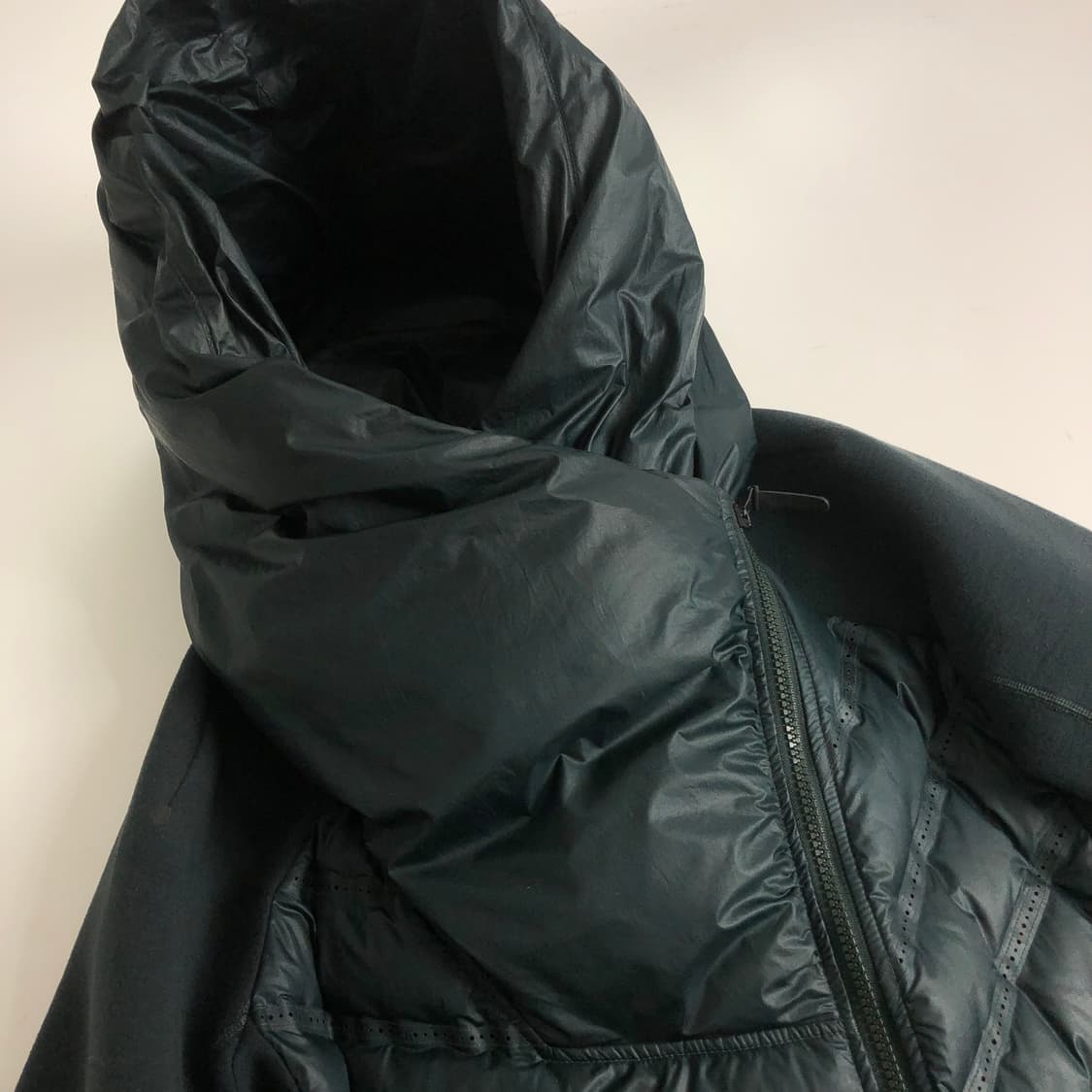 나이키 테크팩 에어로로프트 경량패딩 우먼L 상품이미지2