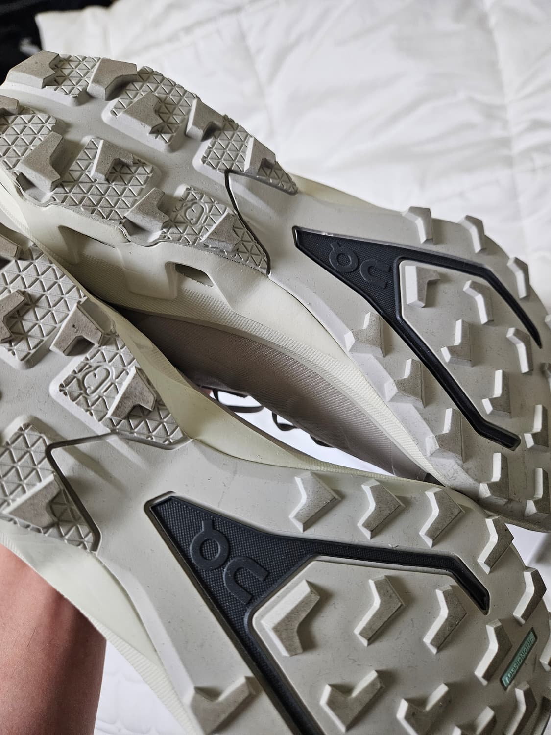 온러닝 파프 클라우드 벤쳐 피크 아이스문 w260사이즈 상품이미지3