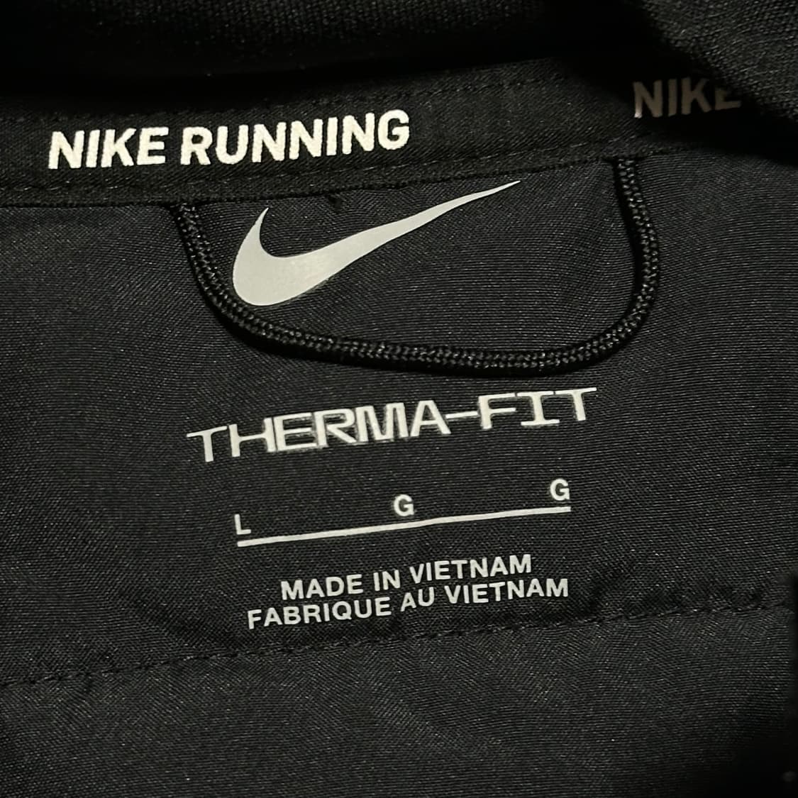 L 나이키 써마 핏 러닝 경량 패딩 상품이미지4