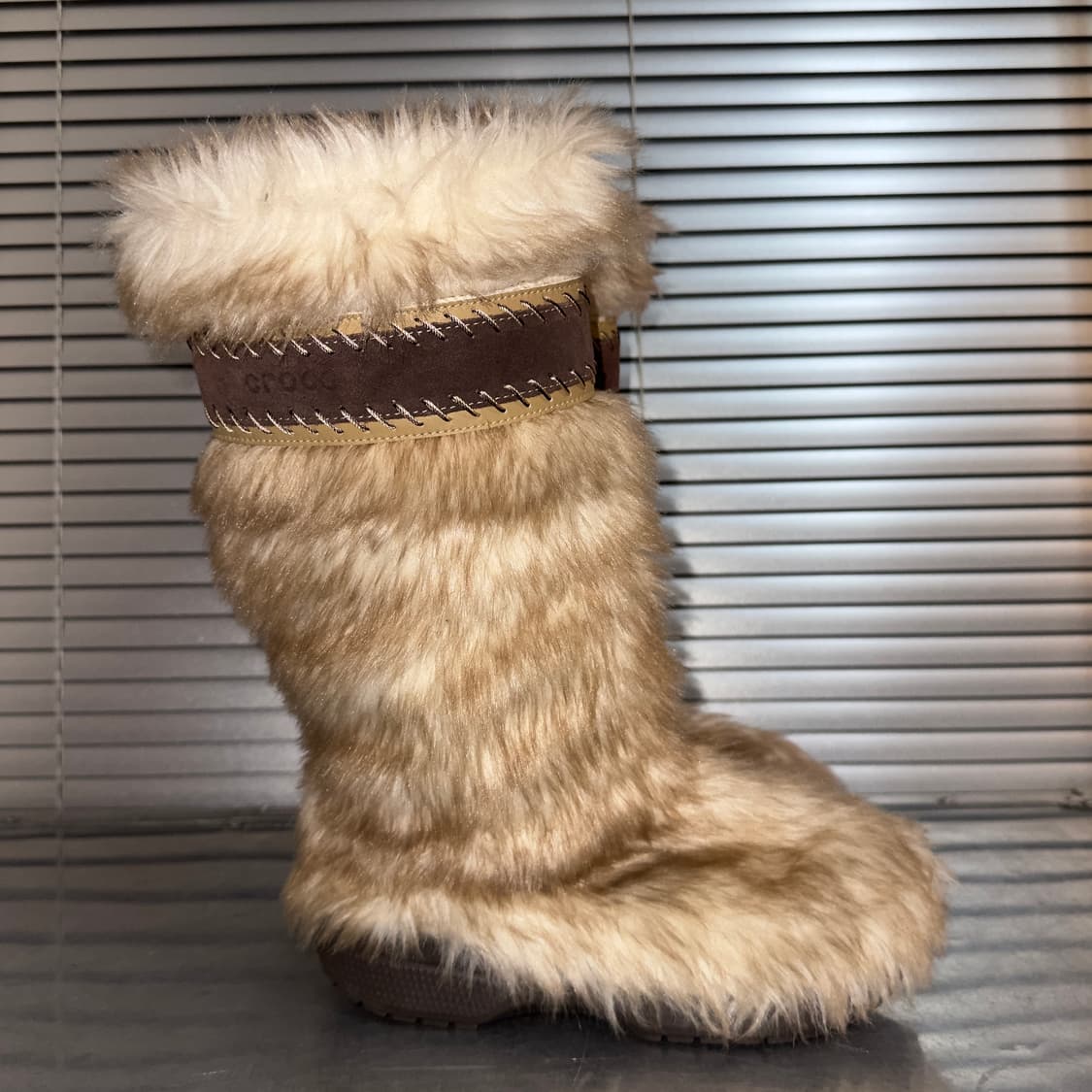 리미티드 에디션 크록스 퍼 네이티브 털 부츠 상품이미지6