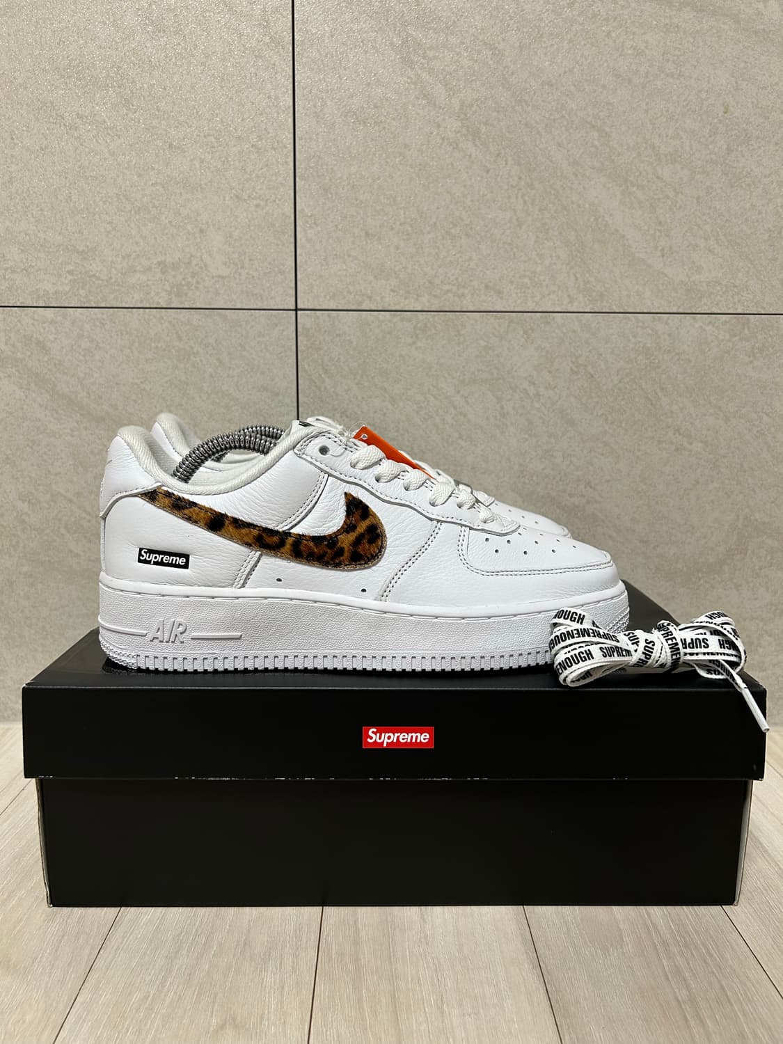 (245) 나이키x슈프림x굿이너프 에어포스1 상품이미지2