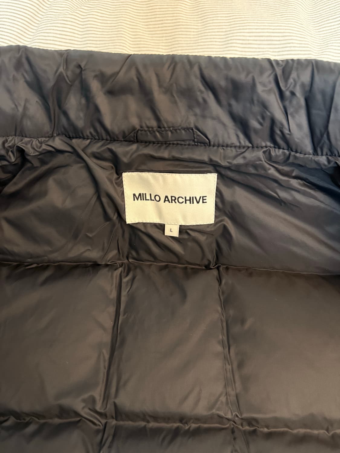 밀로 베타 다운 패딩 L 상품이미지4