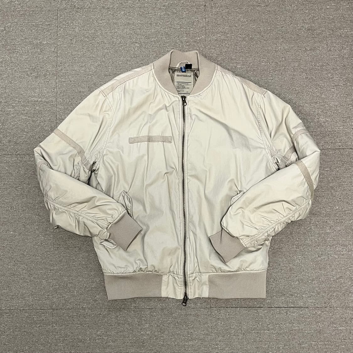 H&M 봄버 ma-1 자켓 상품이미지1