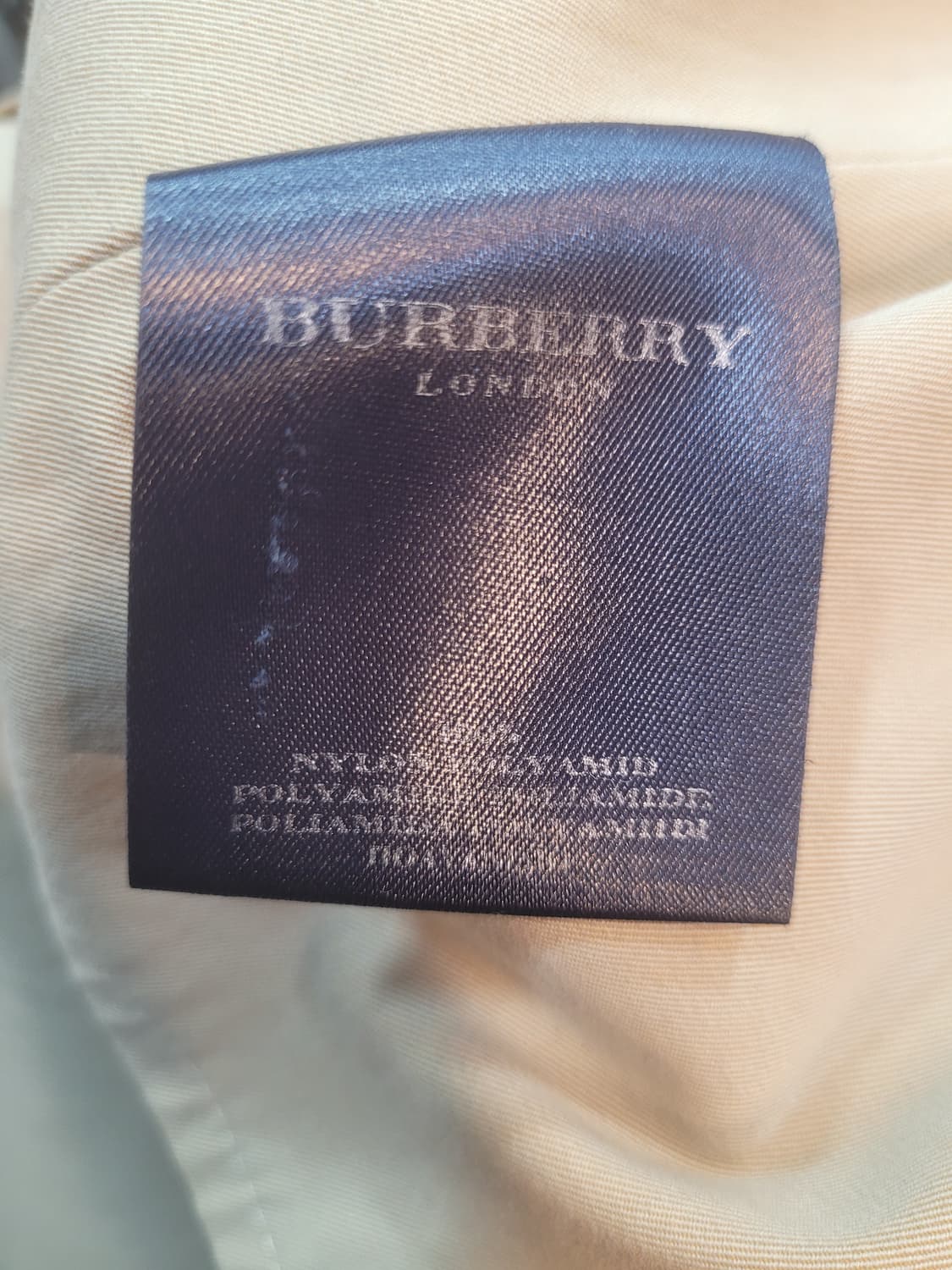 Burberry 버버리 캠든 카 코트 베이지 48R 상품이미지4