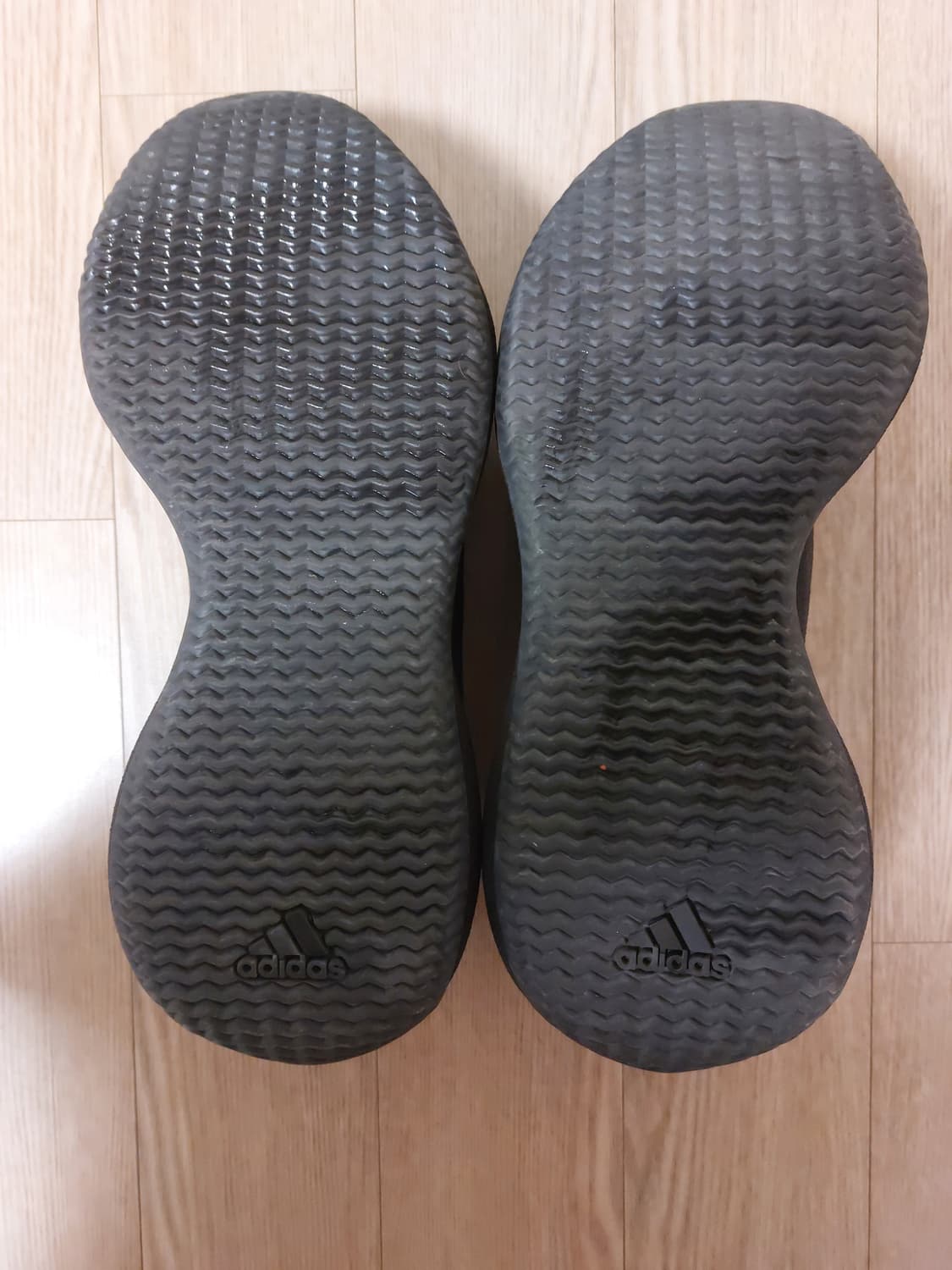 285)아디다스 이지 니트 러너 스톤 카본 상품이미지6