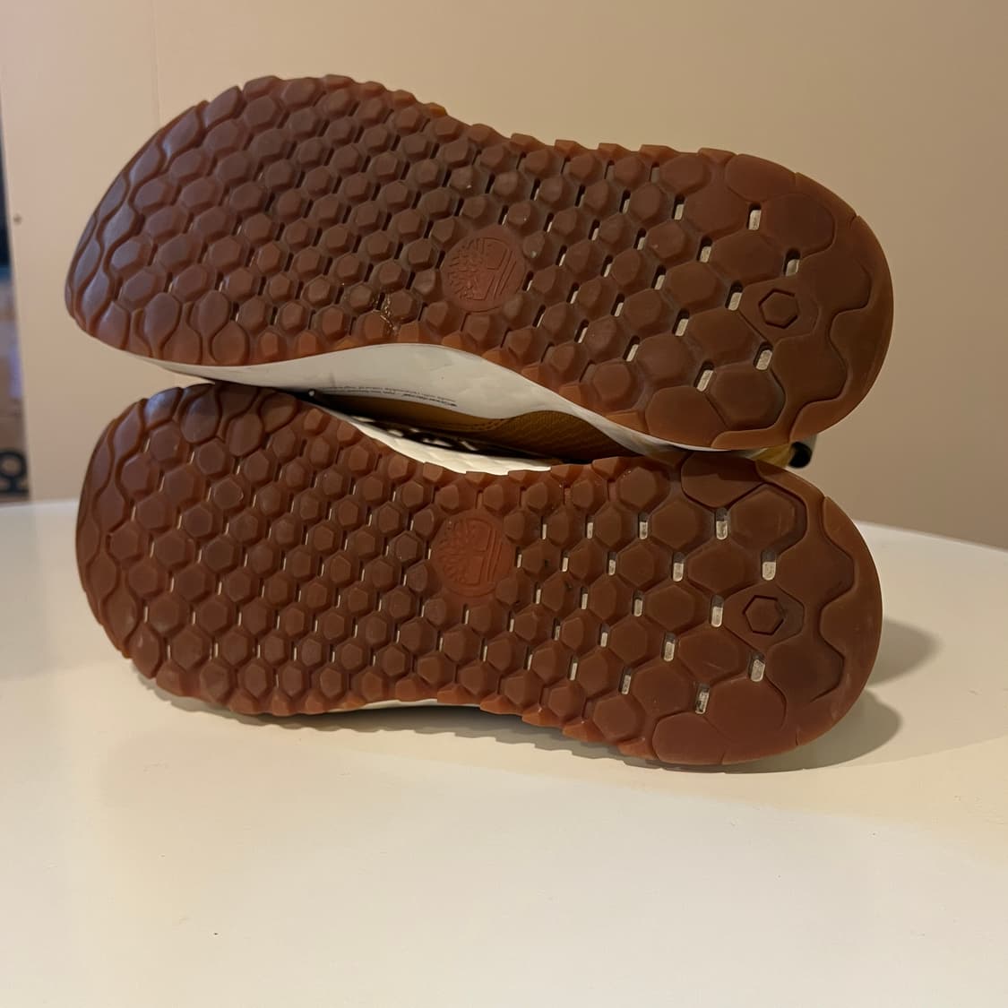 팀버랜드 솔라 웨이브 미드 하이킹 부츠 상품이미지4