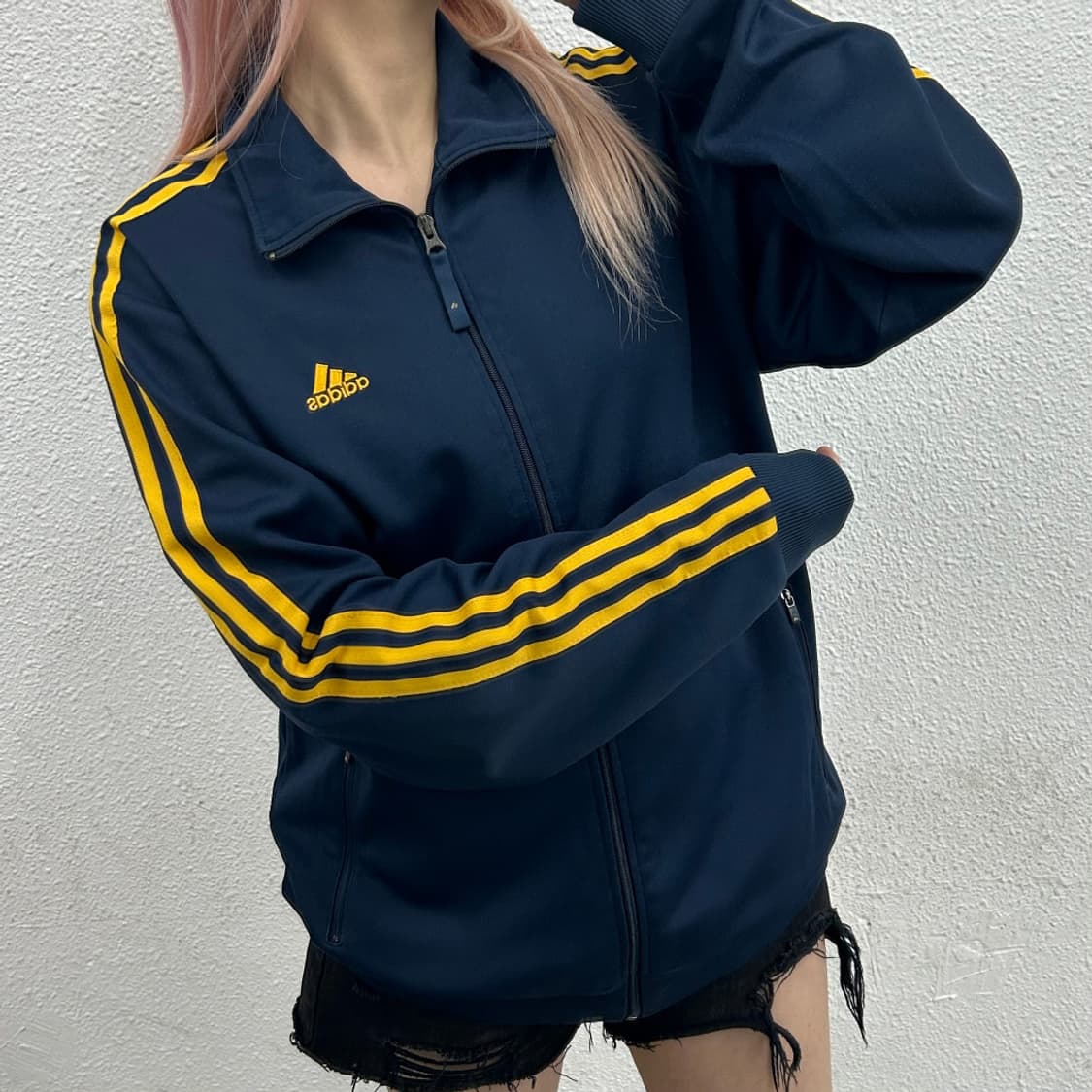 아디다스 옐로우라인 네이비 트랙탑 110 상품이미지1