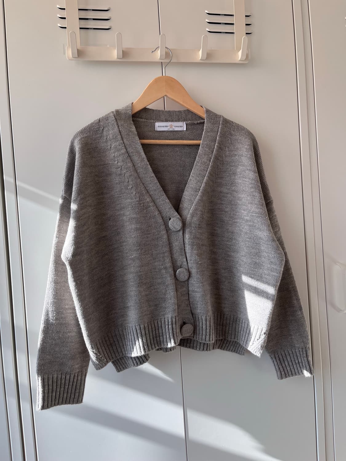 Dodoqueen 그레이 브이넥 니트 가디건 상품이미지3