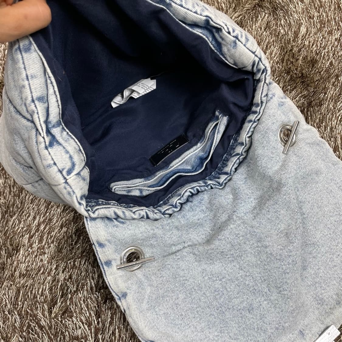 자라 ZARA 연청 데님 퀄팅 숄더백 상품이미지8