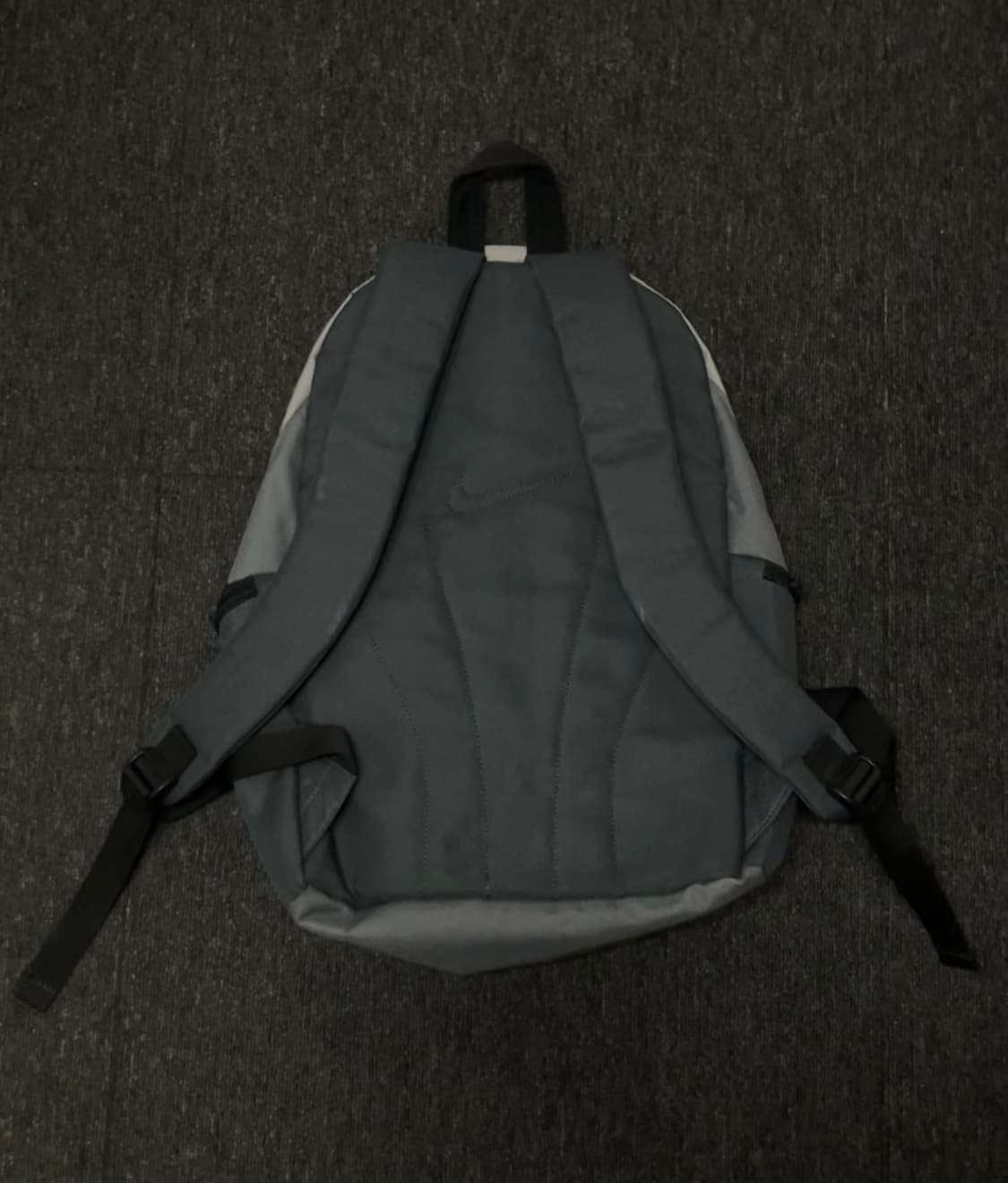 나이키 00s 백팩 그레이 상품이미지7