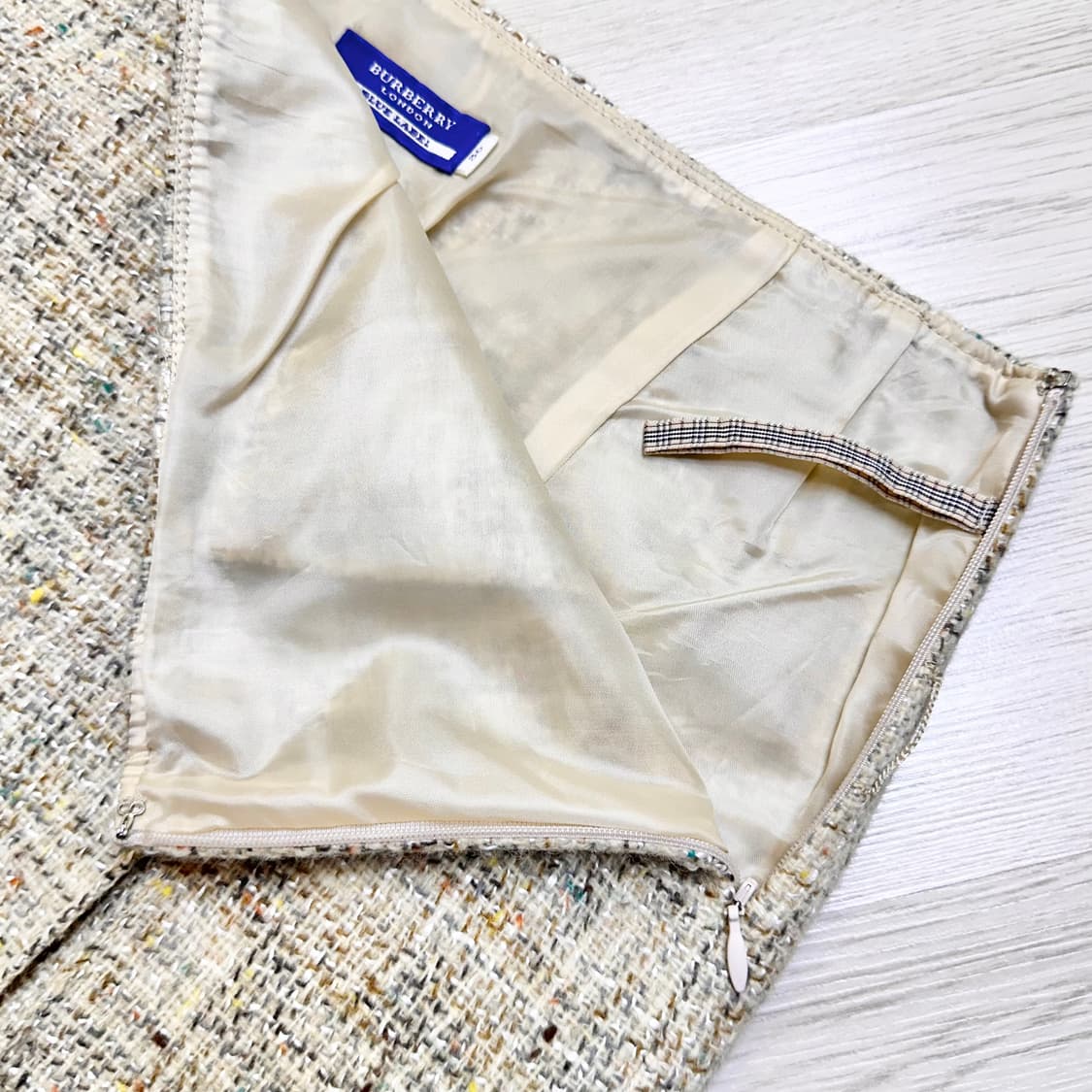 버버리 블루라벨 울 트위드 스커트 상품이미지4