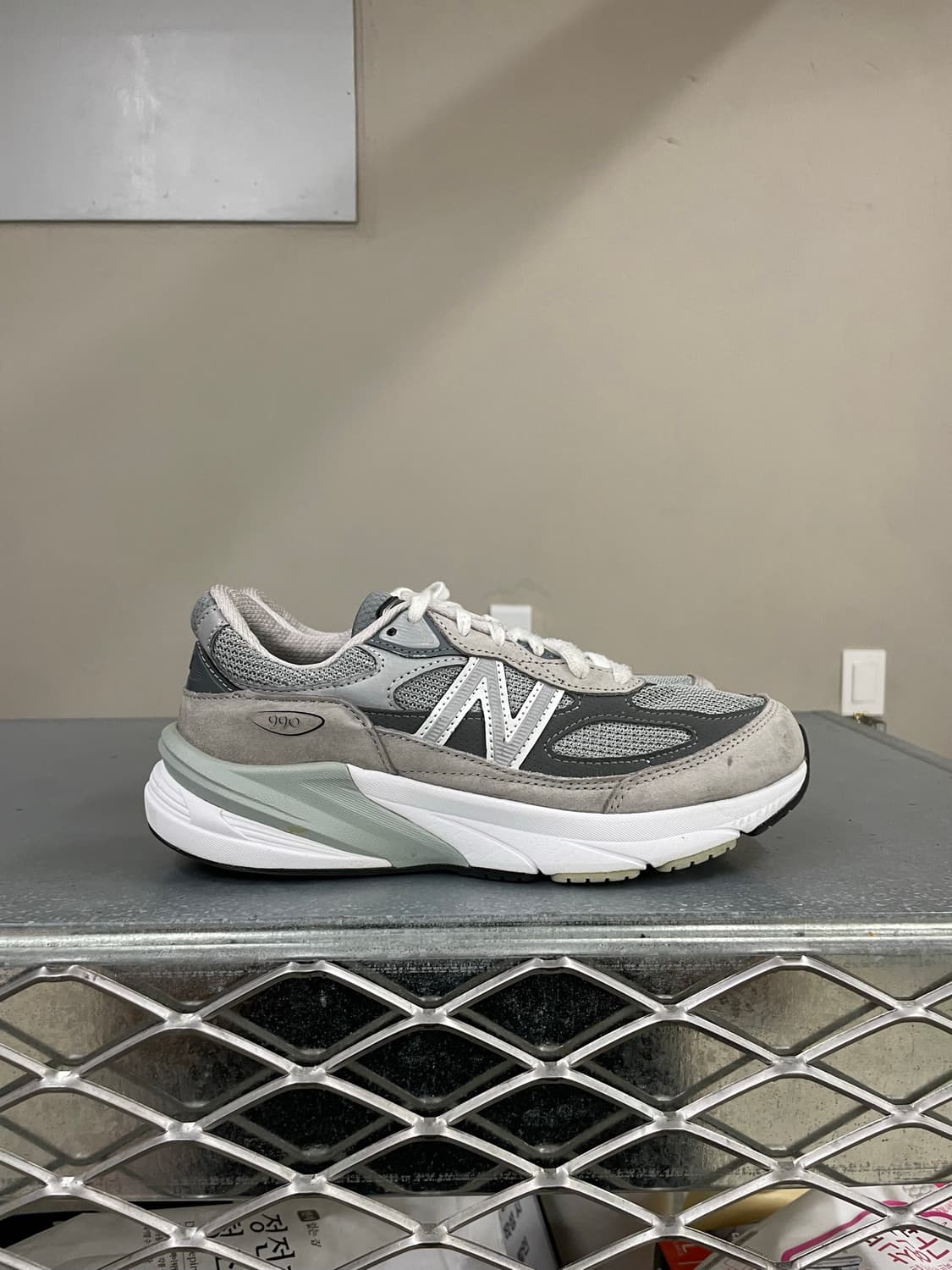뉴발란스 990v6 메이드 인 USA 그레이 245 상품이미지4