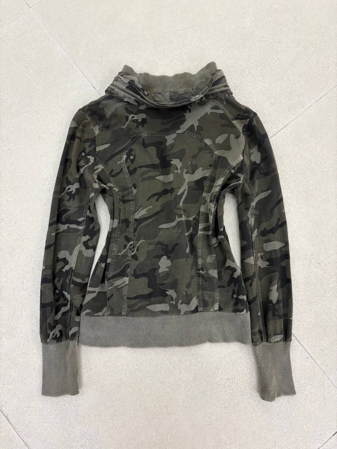 카모 투웨이 집업 상품이미지7