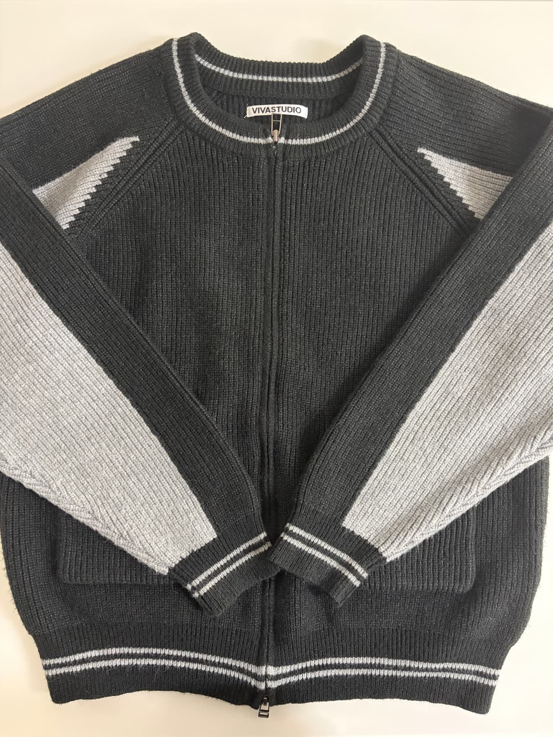 비바스튜디오 니트 집업 가디건 M 상품이미지1