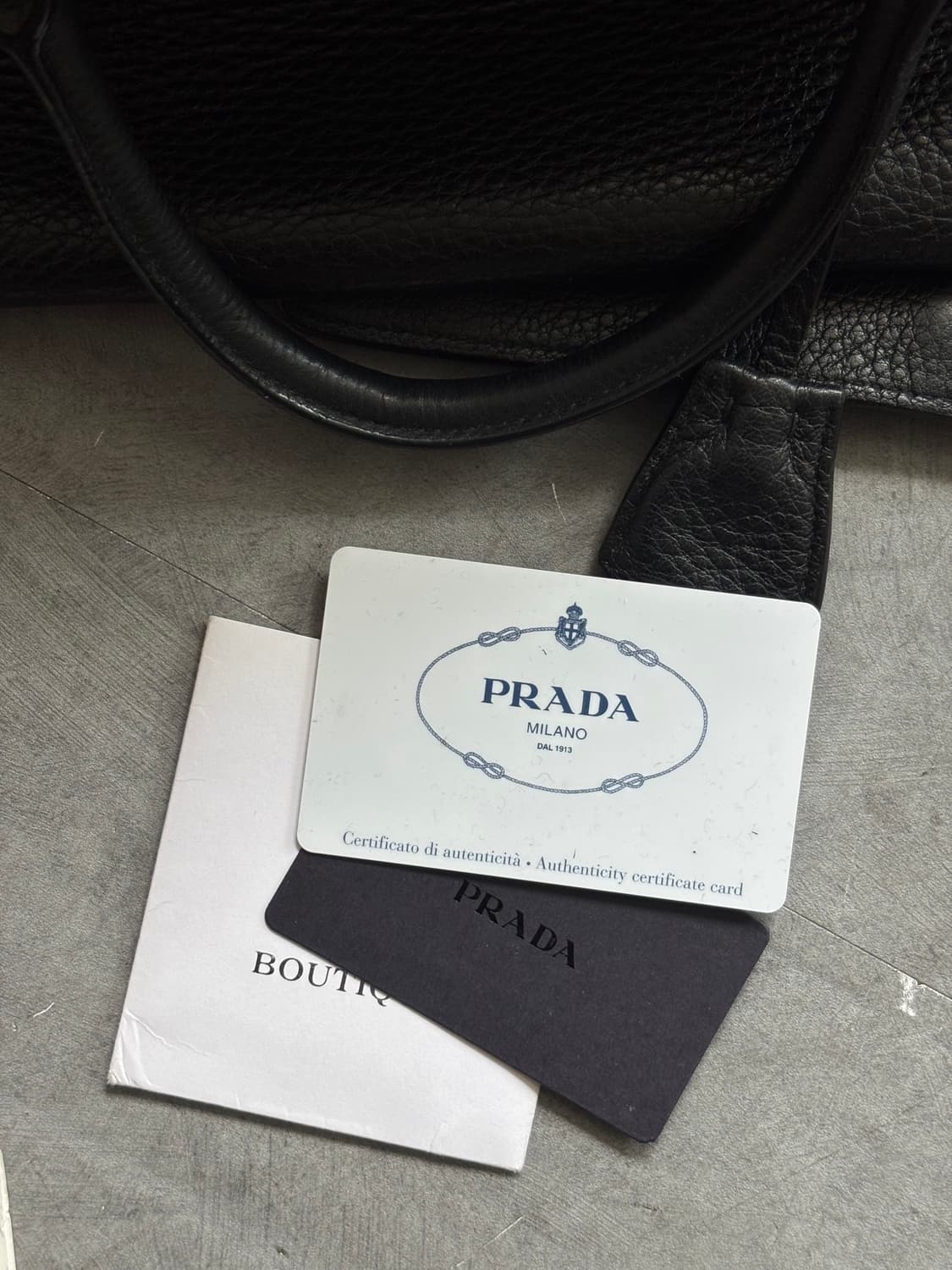 PRADA 프라다 블랙 비텔로 피닉스 레더 2WAY 토트백 상품이미지9