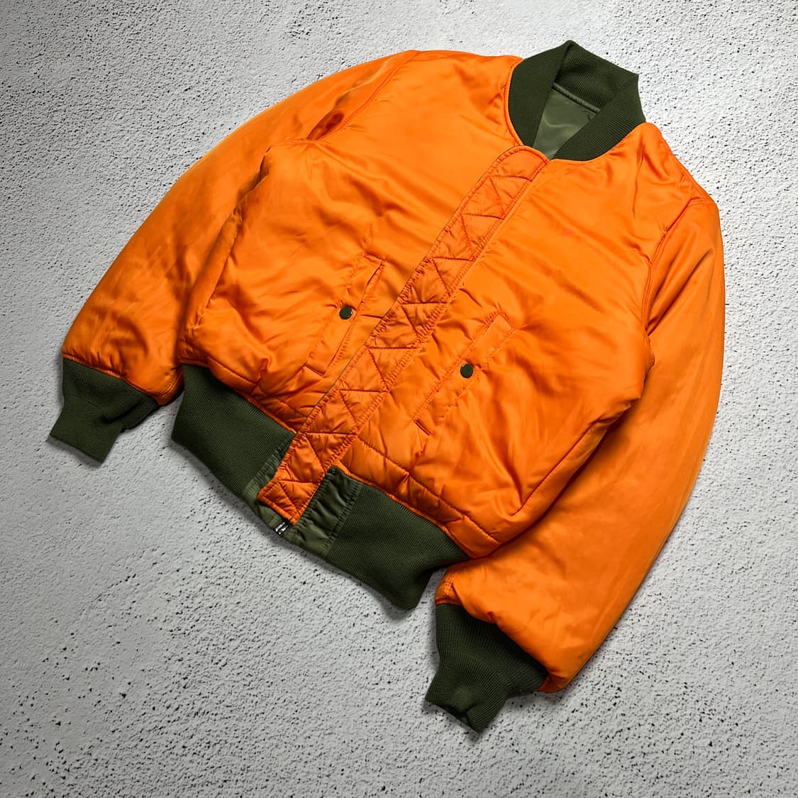 Alpha Industries MA-1 Flight Jacket 상품이미지8