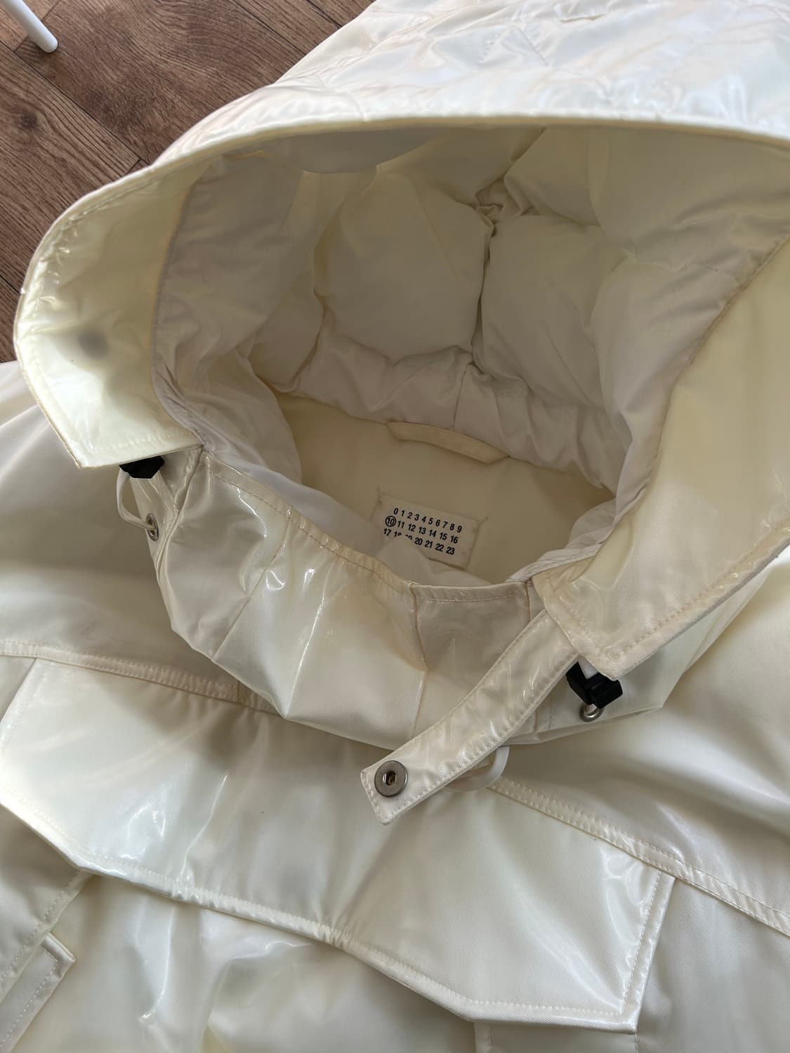 마르지엘라 화이트 다운 아노락 상품이미지3