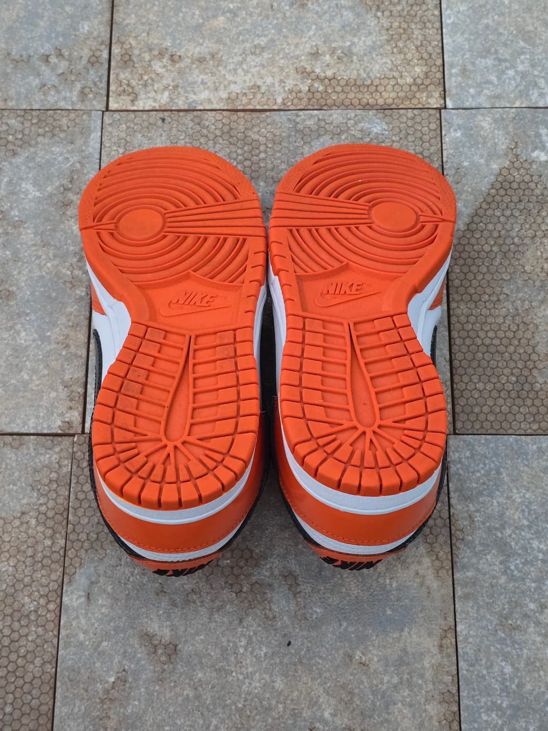 (230)나이키 덩크 로우 에센셜 브릴리언트 오렌지 상품이미지8