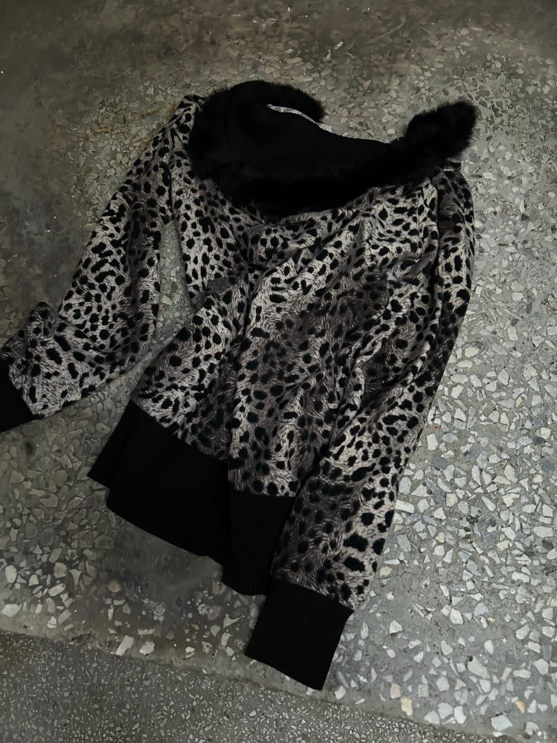 2000s VTG 레오파드 울프죠 퍼 후드집업 상품이미지2