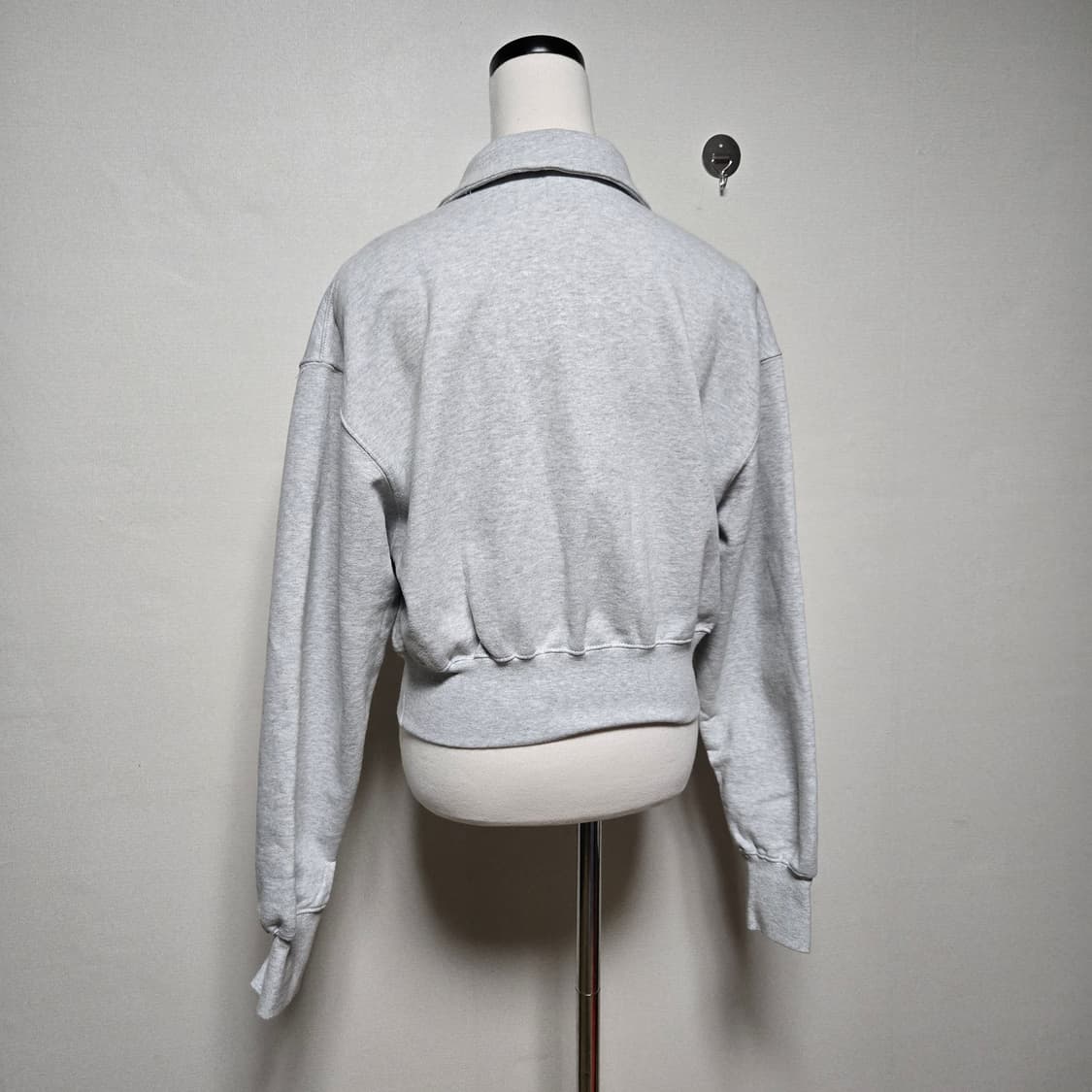 마리떼프랑소와저버 반집업 크롭 맨투맨/ 여성 맨투맨/ 여자 맨투맨  상품이미지9