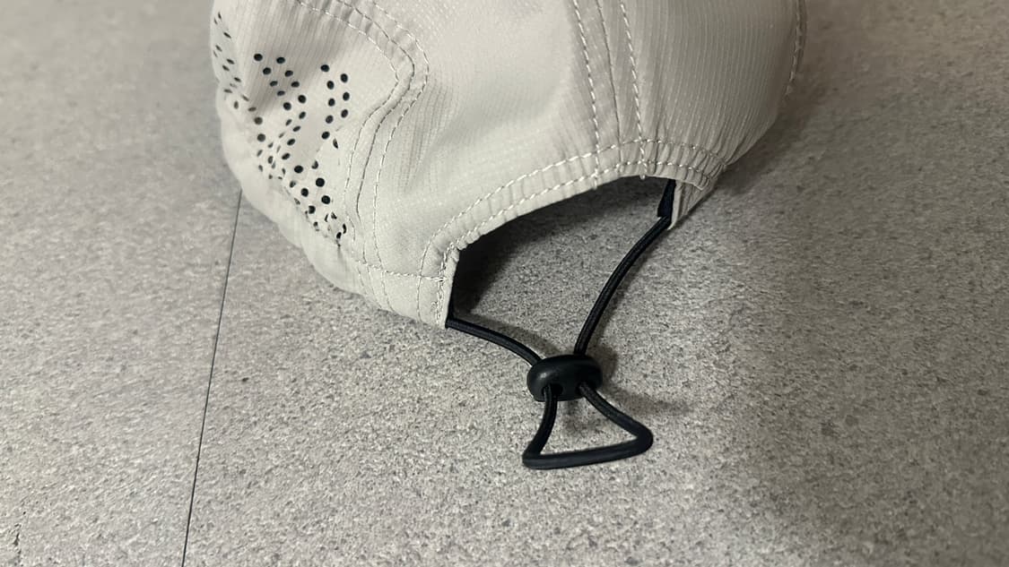 핑거크로스드 캡 시멘트 색상 상품이미지4