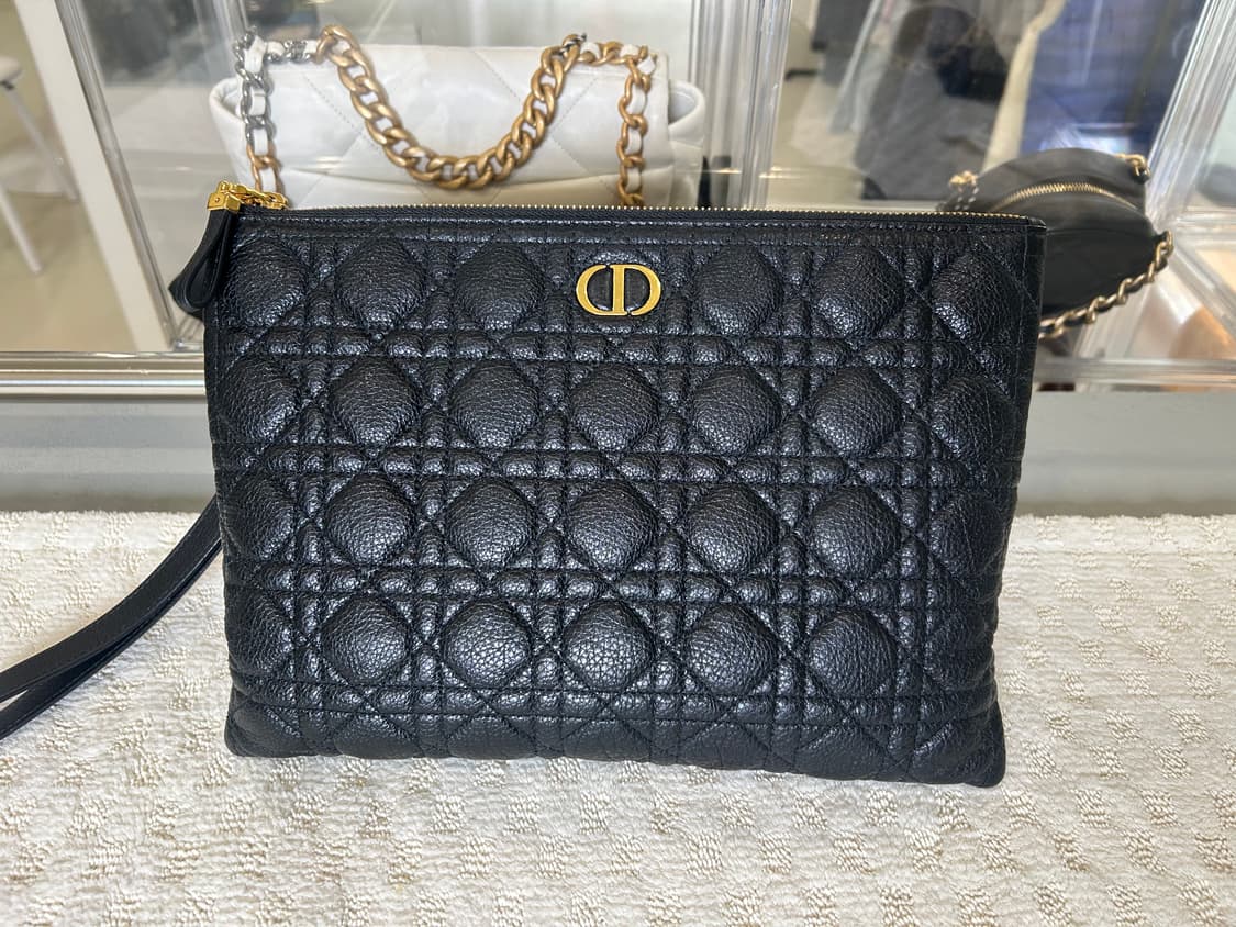 [정품/중고] 디올 까로 데일리 파우치 클러치 상품이미지1