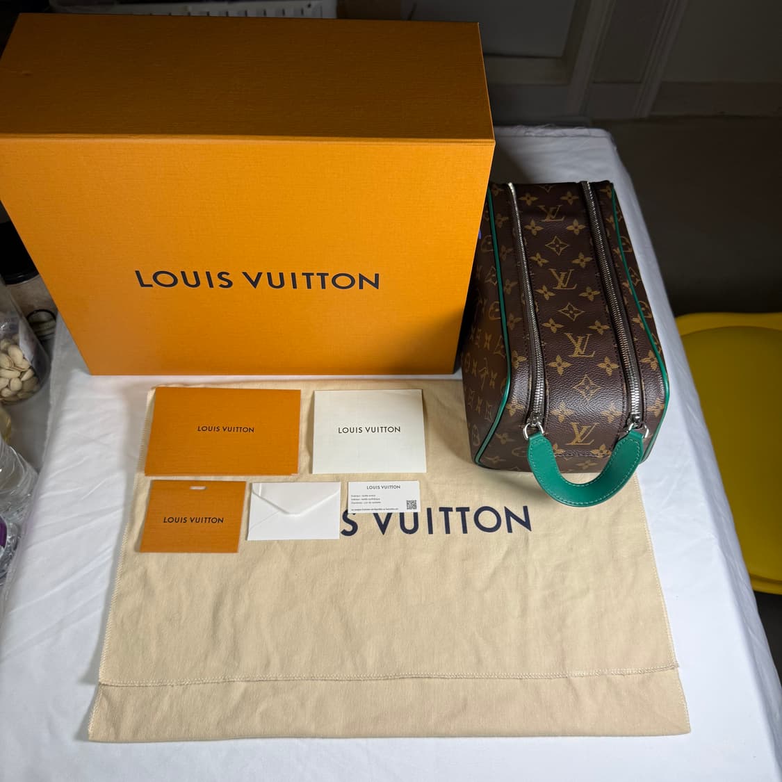 루이비통 모노그램 마카사르 토일렛 파우치 돕키트 M12639 상품이미지6