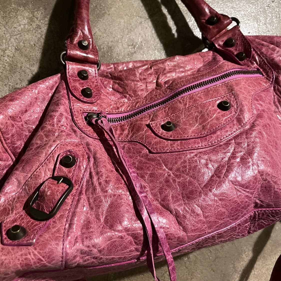 발렌시아가 모터백 상품이미지2