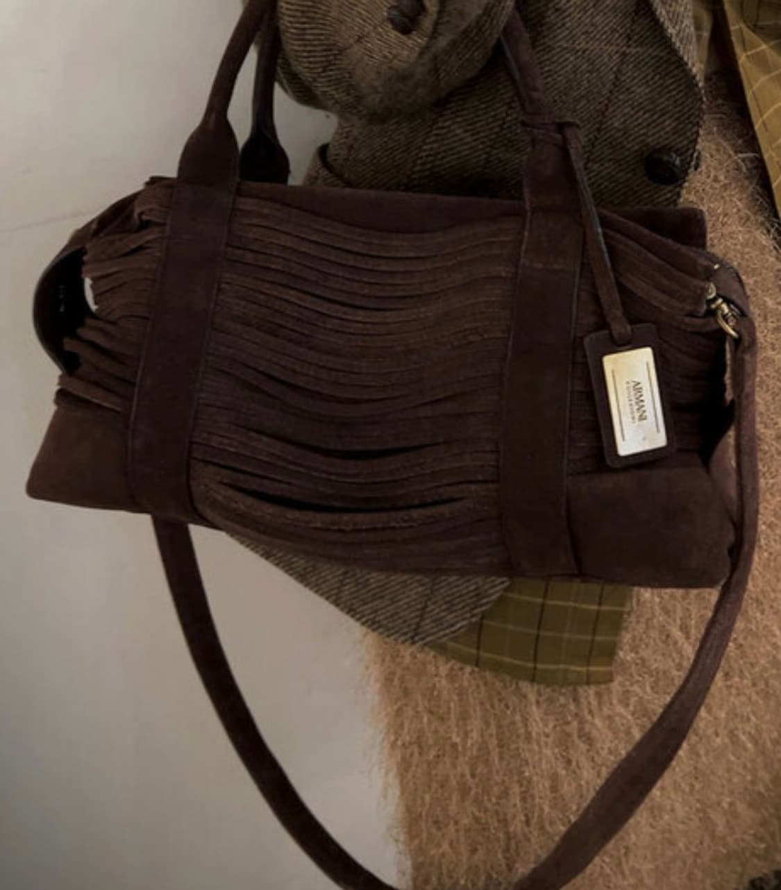 Armani Collezione 스웨이드 프린지 숄더백 소가죽 상품이미지1