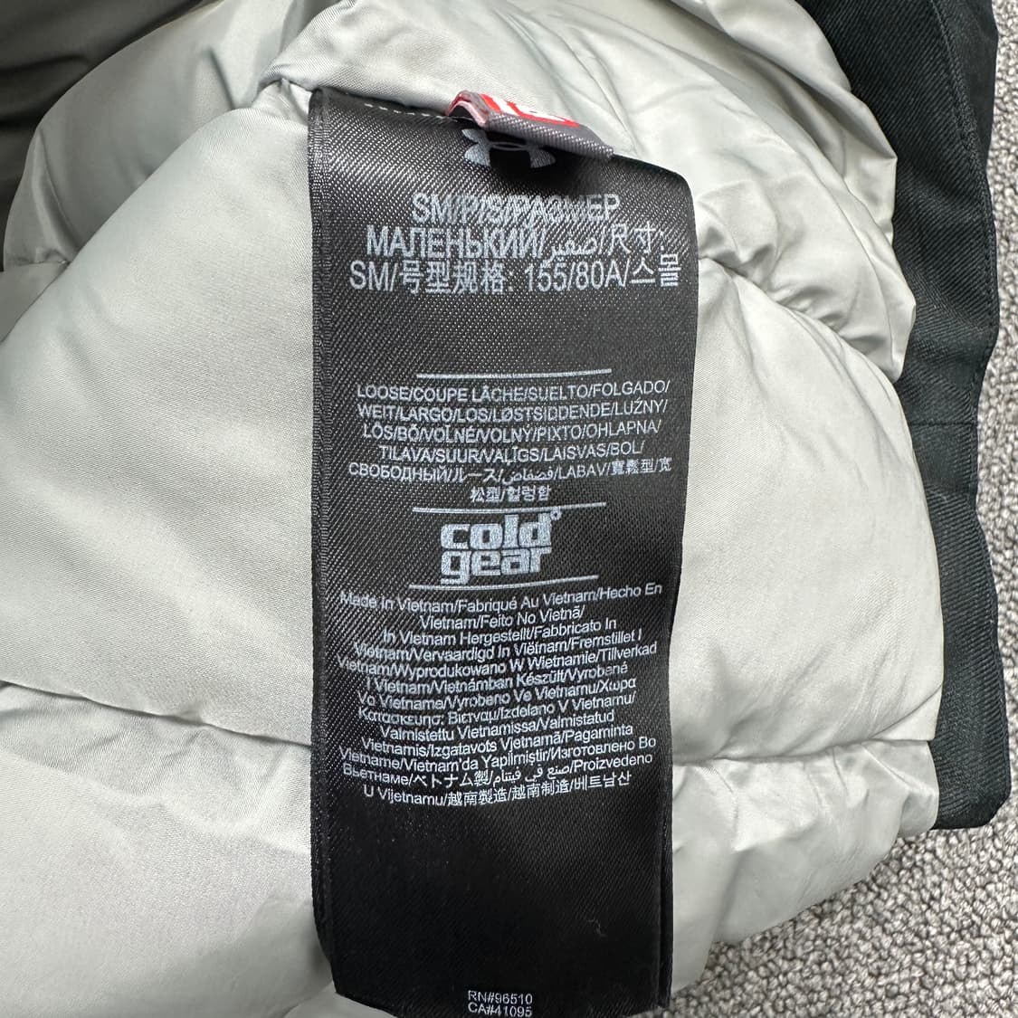 언더아머 패딩 코트 상품이미지4