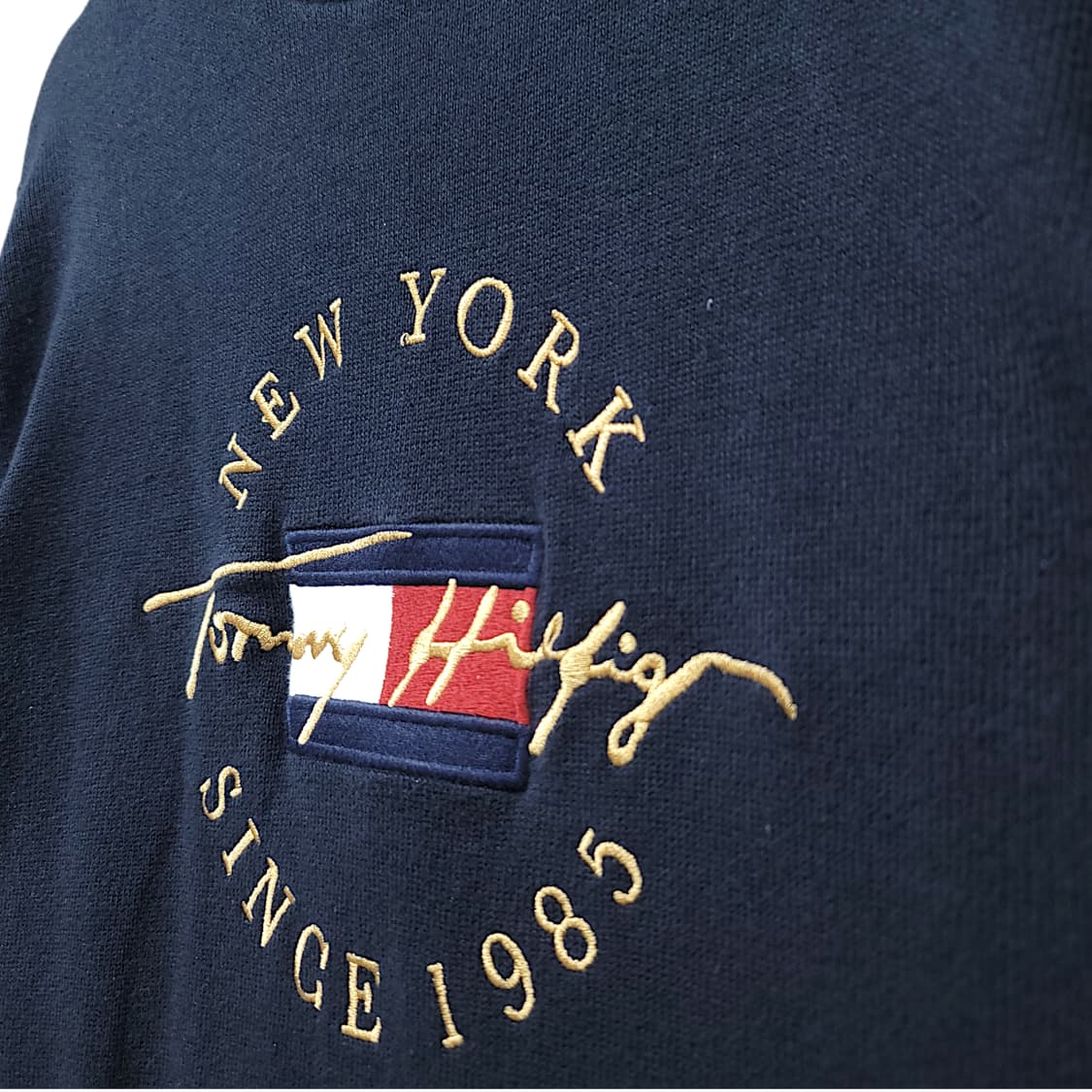 [XL] 타미힐피거 네이비 뉴욕 1985 자수 스웨터 니트 상품이미지4