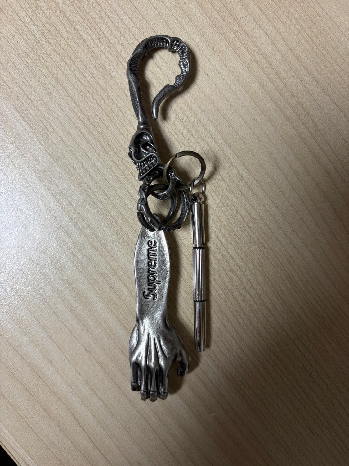 슈프림키링 상품이미지1