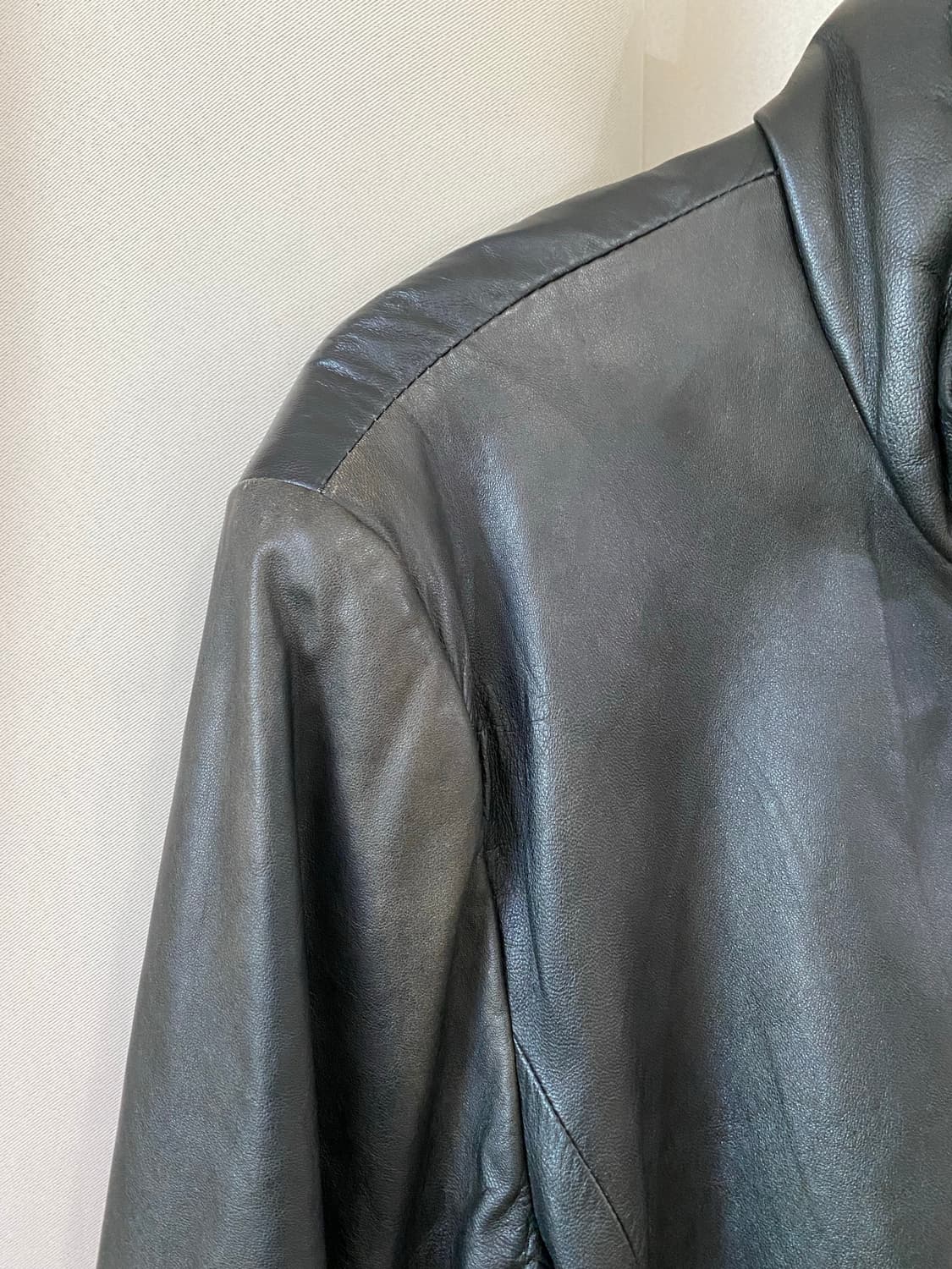 vtg leather lounge zip half coat 상품이미지4