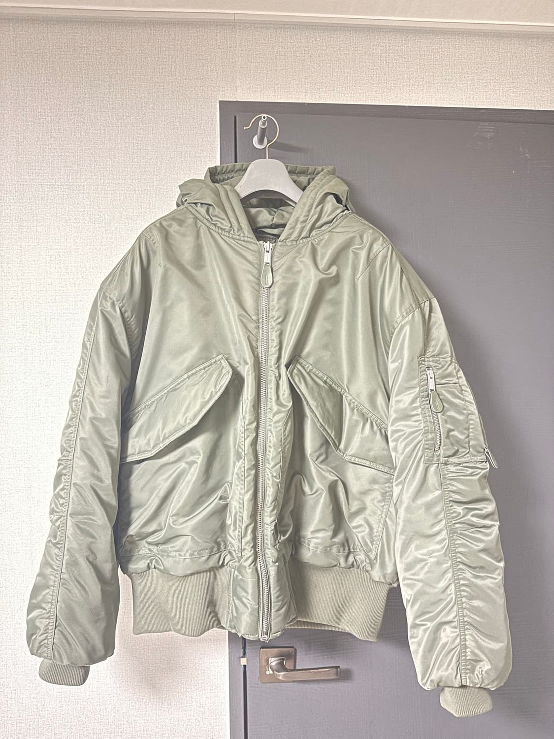 엔타이어스튜디오 xb-70 상품이미지1