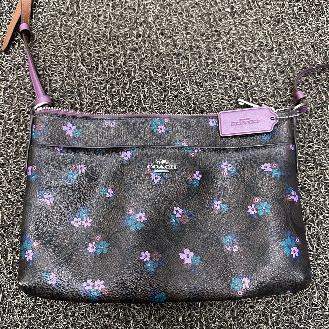 COACH 코치 여성 꽃무늬 미니 크로스백 가방 상품이미지2