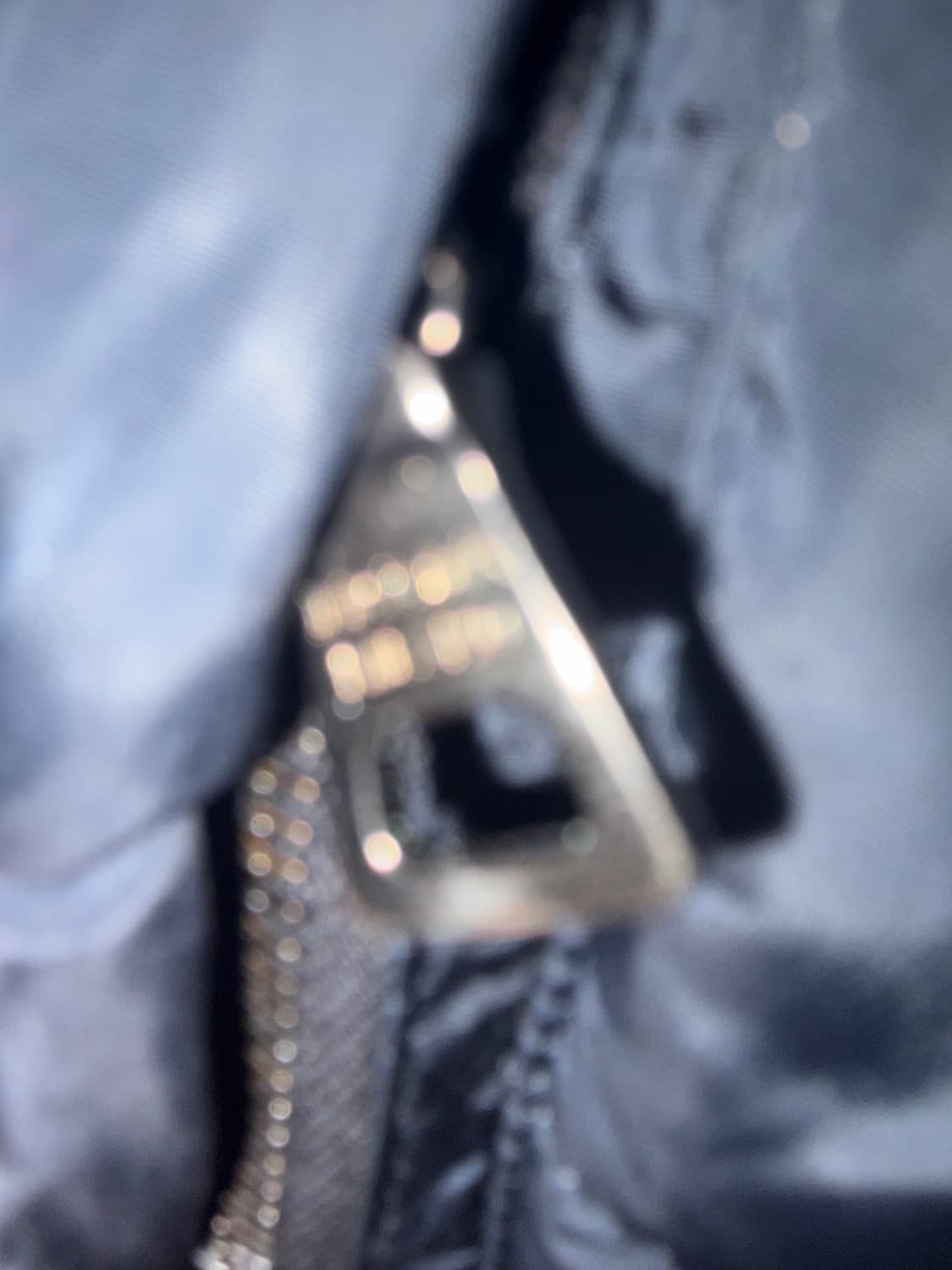 프라다 검정색 패딩 점퍼 52 상품이미지3