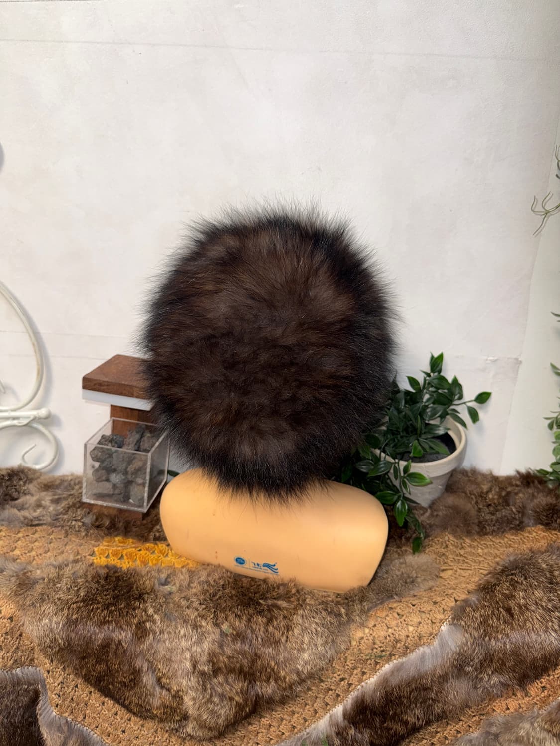 Dark brown fur knit eskimo hat 상품이미지2