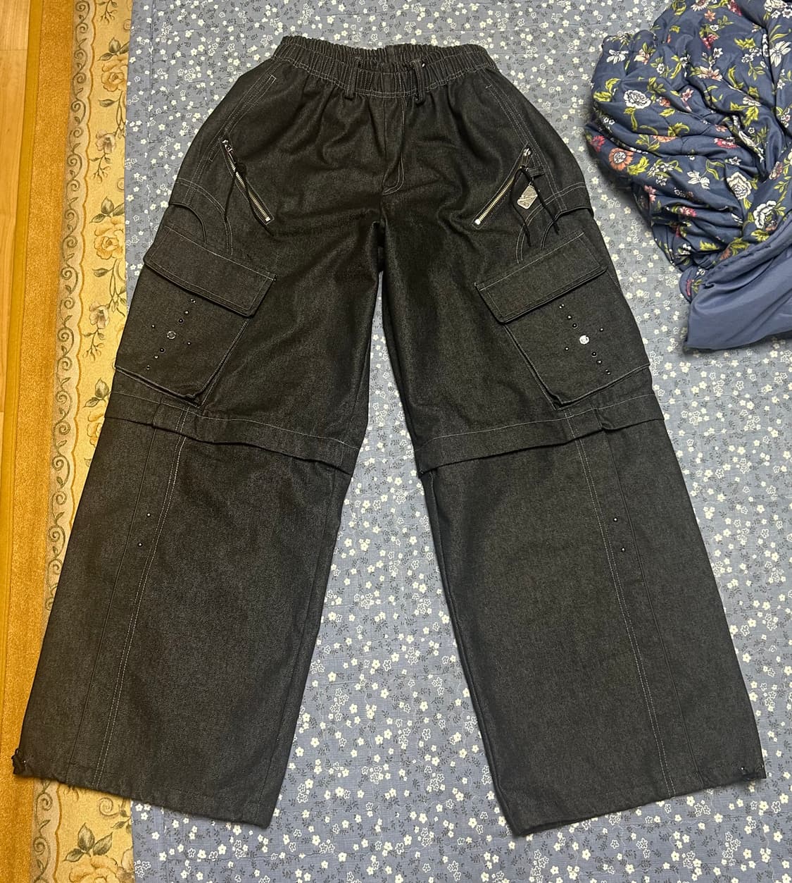 RIVET CARGO CONVERTIBLE DENIM PANTS - BL 상품이미지1