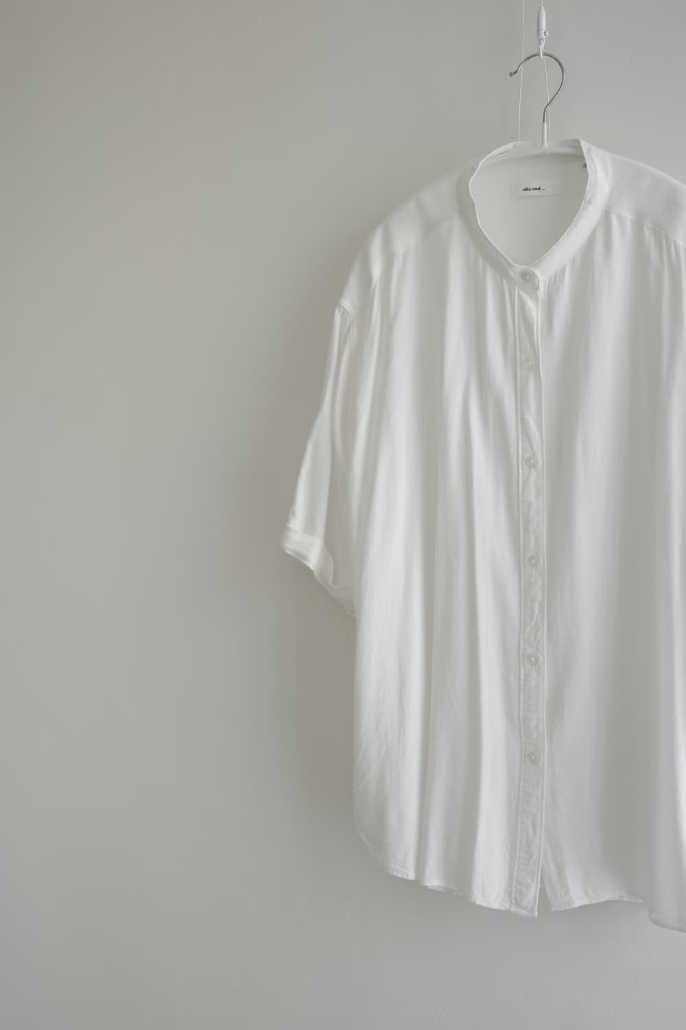 Niko and 아이보리  차이나넥 반팔  블라우스 상품이미지2