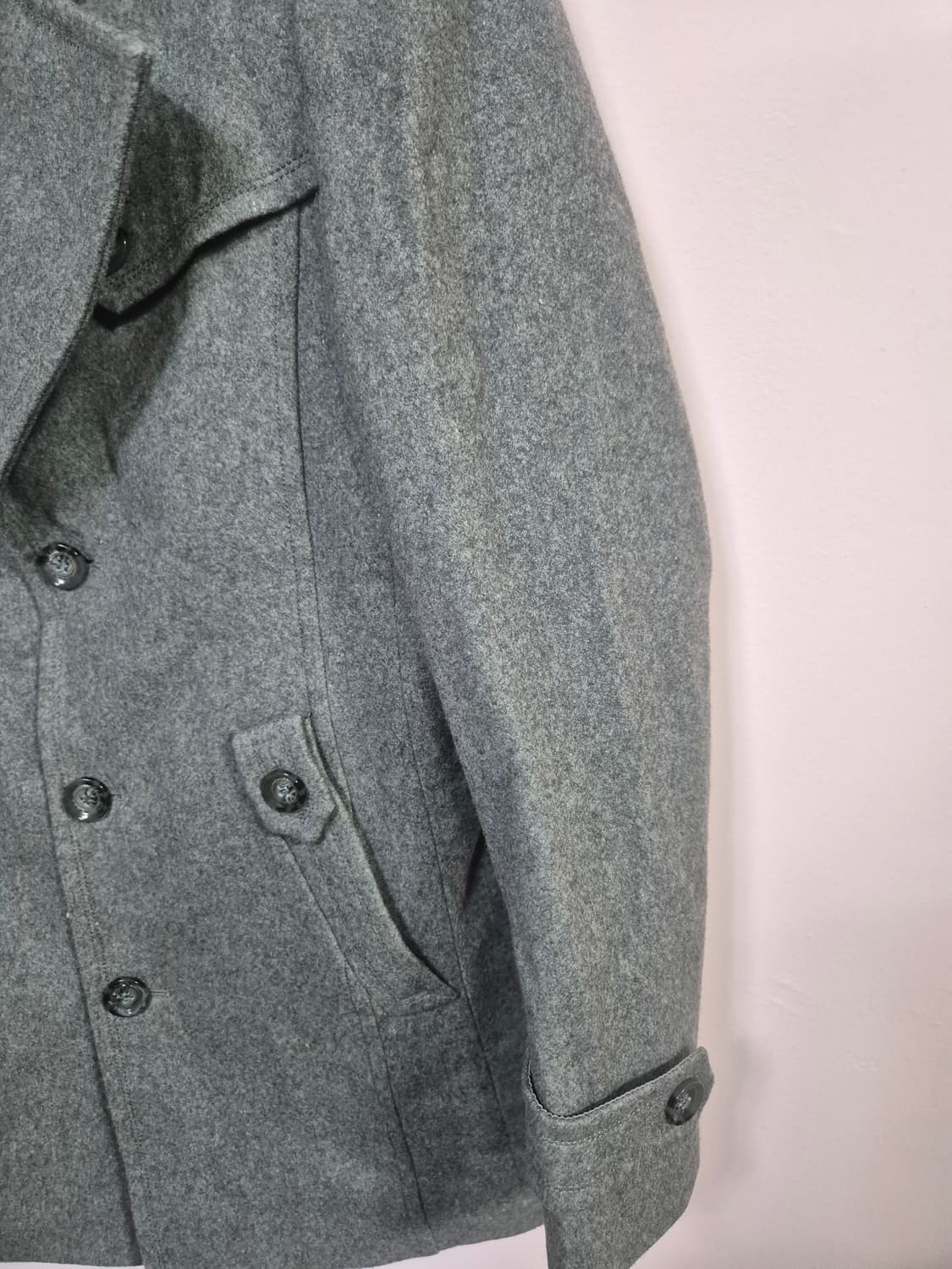 워모(luom9)모직  회색 숏 코트 상품이미지5