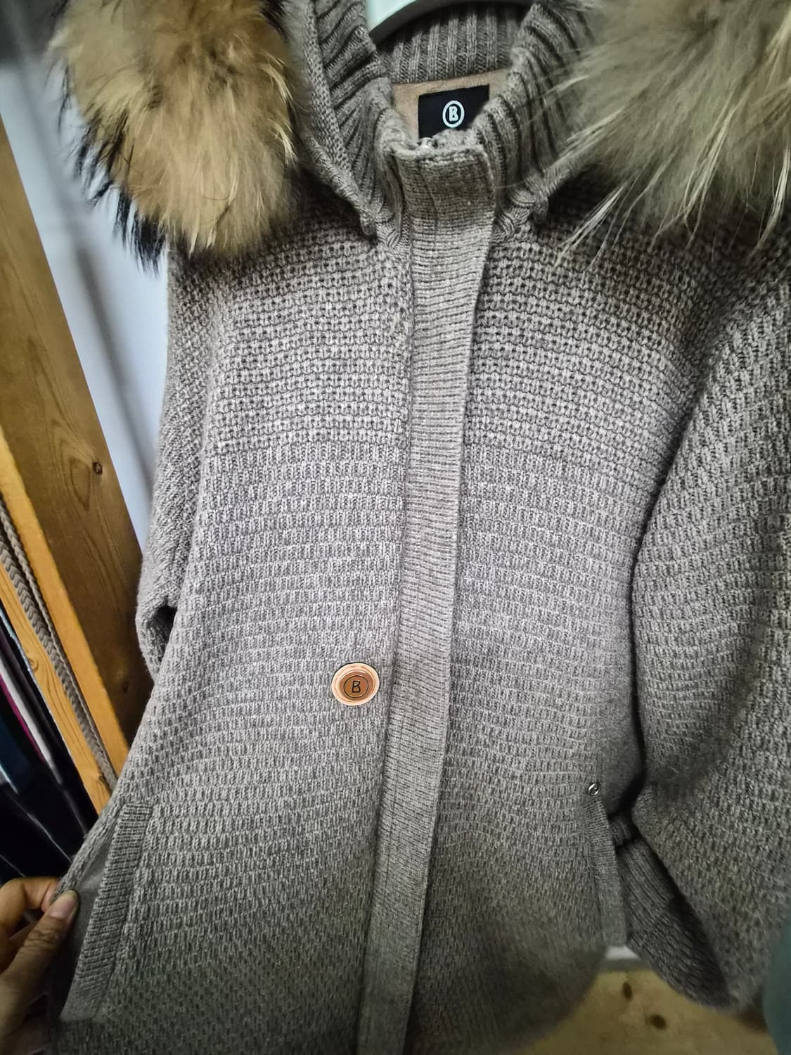 보그너 캐시미어 방풍 후드집업 니트. 후드퍼탈부착가능 상품이미지4